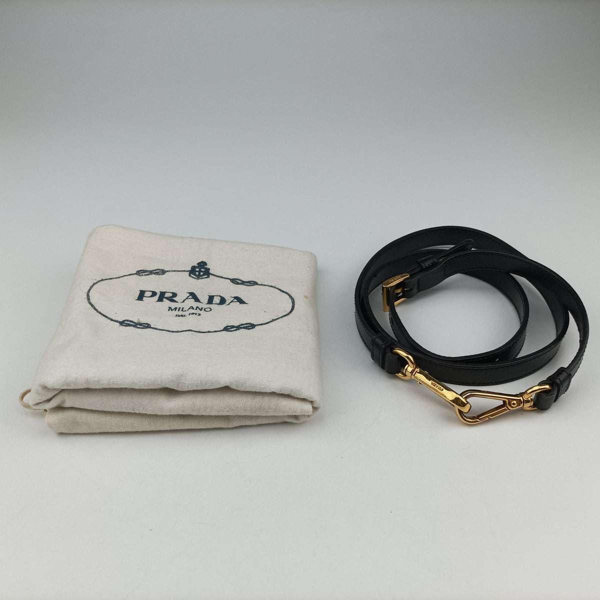 Vintage Prada Galleria Black SAFFIANO patent BN2274 shoulderbag | stylenewstar