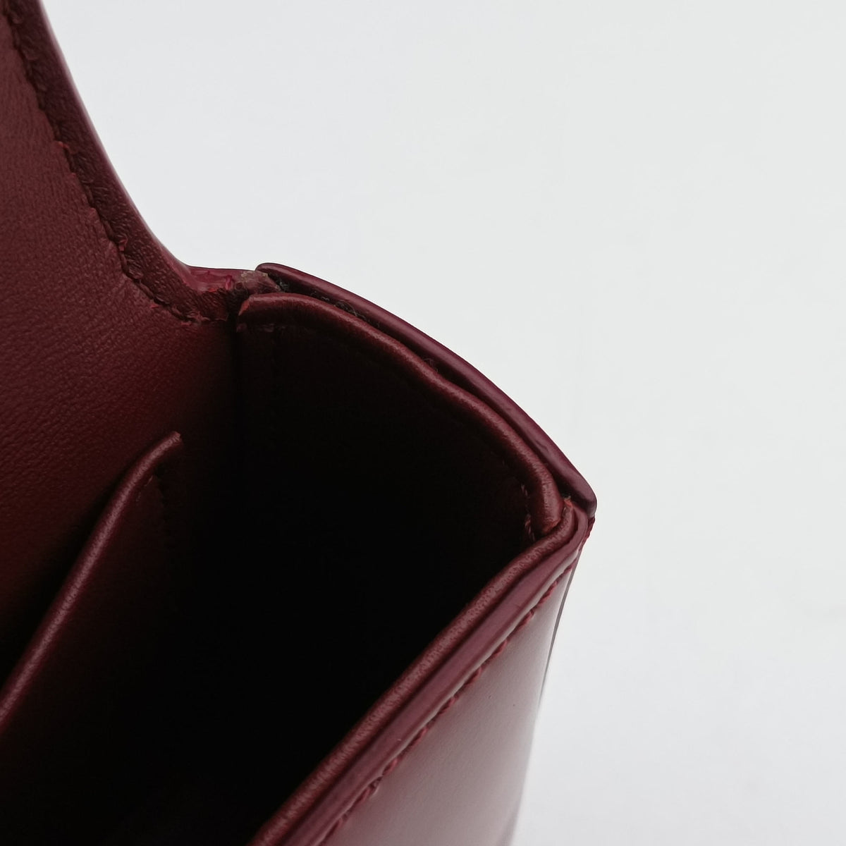 Pre-owned Celine Chain Claude Triomphe Red Leather  shoulderbag | stylenewstar