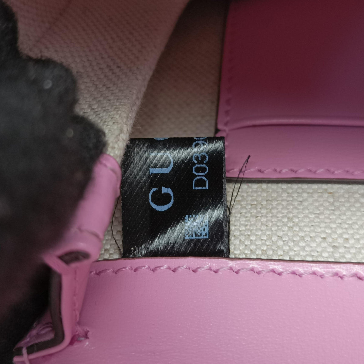Pre-owned Gucci Bamboo Pink Leather 686864 shoulderbag | stylenewstar