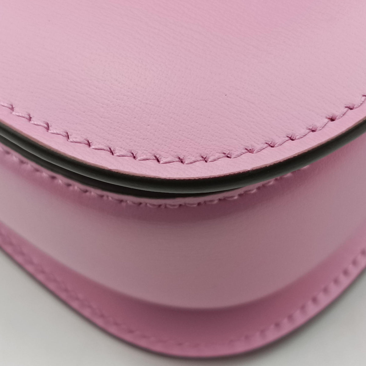 Pre-owned Gucci Bamboo Pink Leather 686864 shoulderbag | stylenewstar