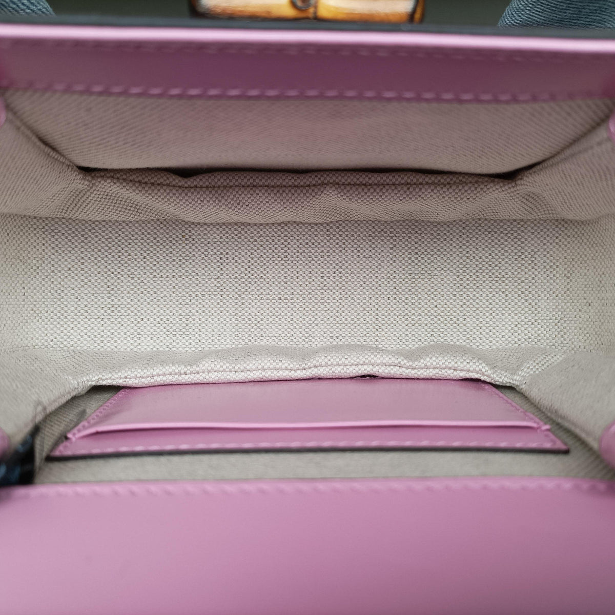 Pre-owned Gucci Bamboo Pink Leather 686864 shoulderbag | stylenewstar