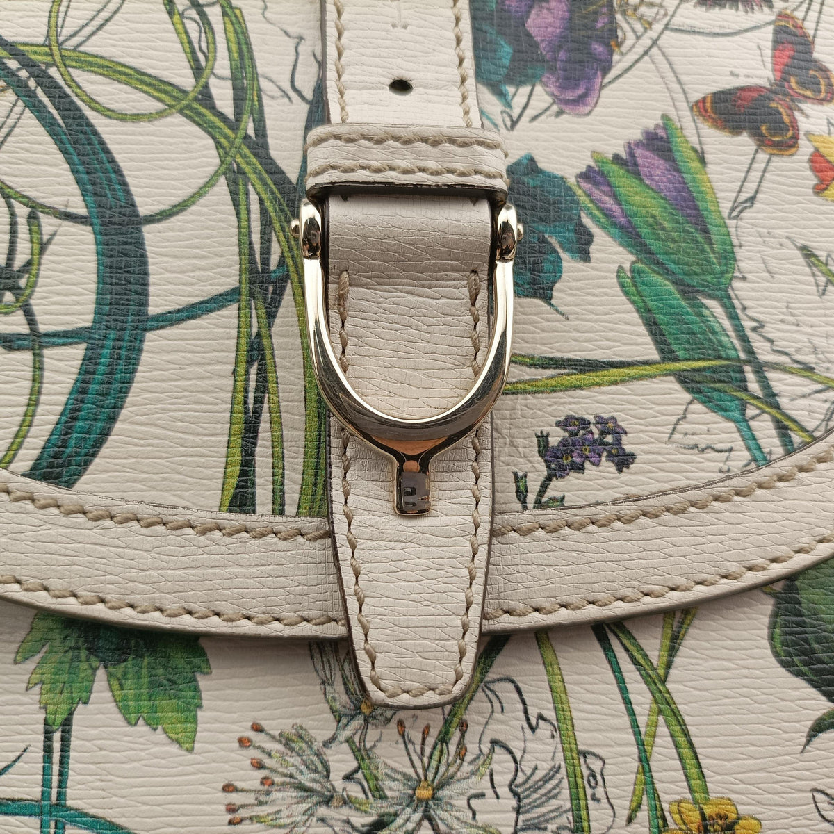 Secondhand Gucci Nice GG Supreme White x Multicolour Leather 336749 shoulderbag | stylenewstar