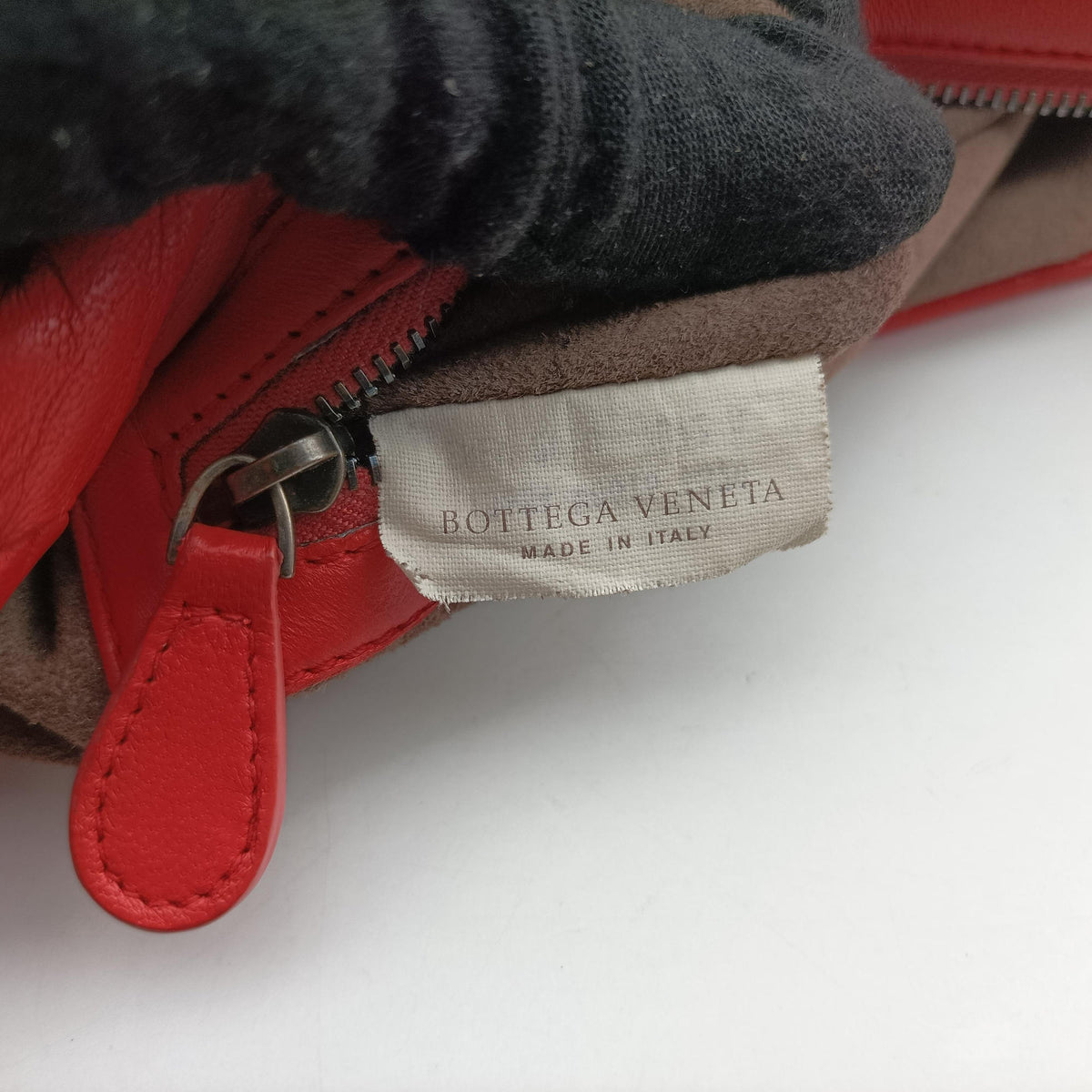 Pre-owned Bottega Veneta Intrecciato Red lambskin  handbag | stylenewstar
