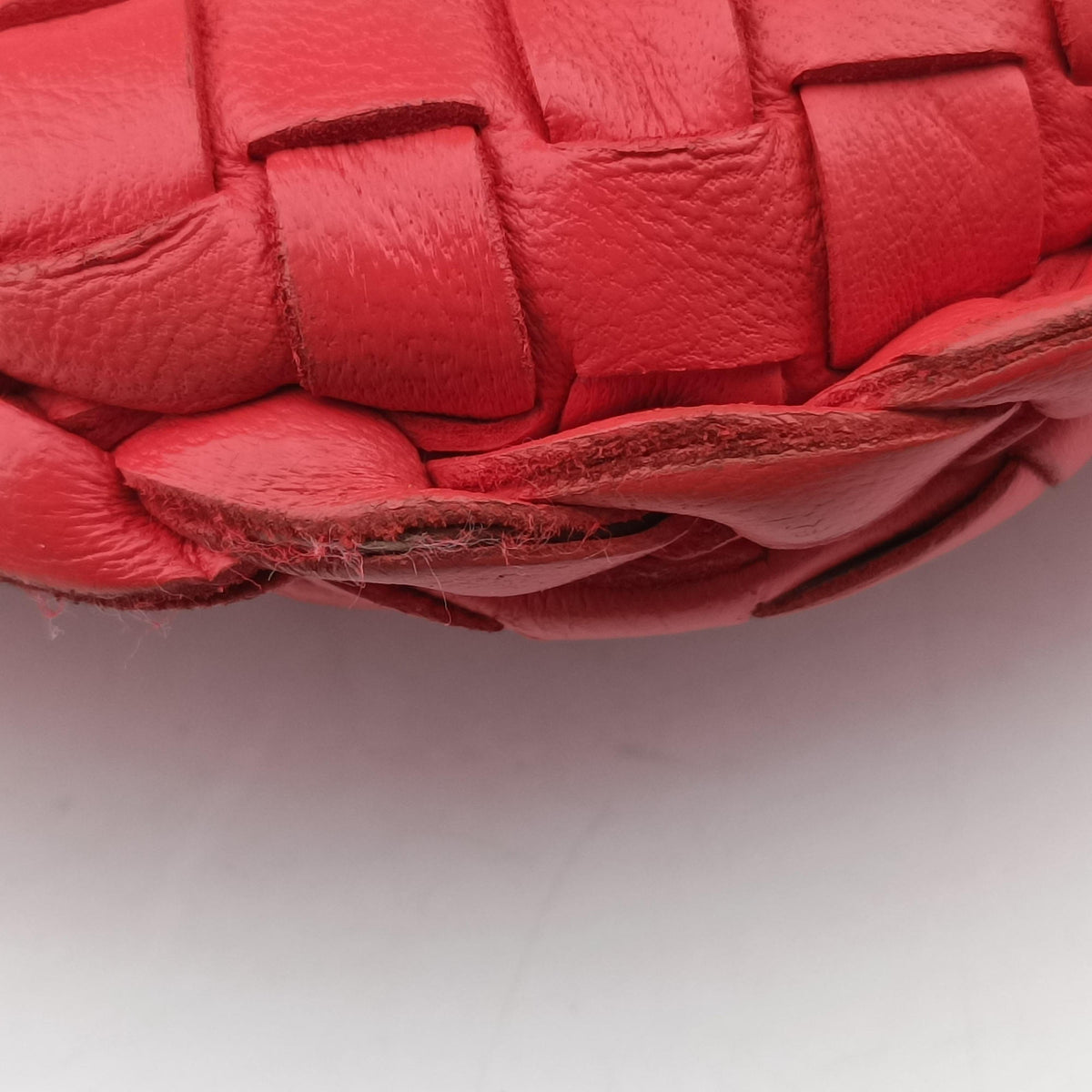 Pre-owned Bottega Veneta Intrecciato Red lambskin  handbag | stylenewstar