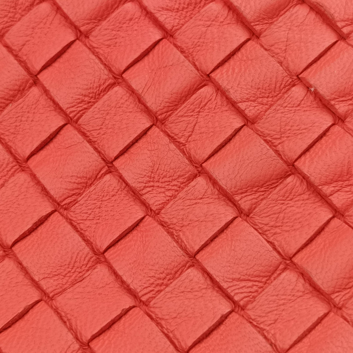 Pre-owned Bottega Veneta Intrecciato Red lambskin  handbag | stylenewstar