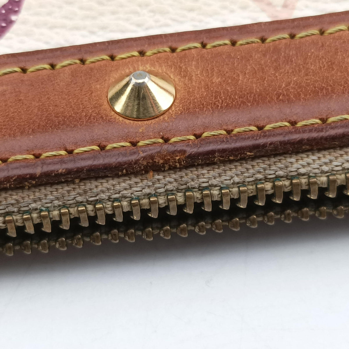 Secondhand Louis Vuitton Pochette Accessoires white Monogram Multicolor M92649 handbag | stylenewstar