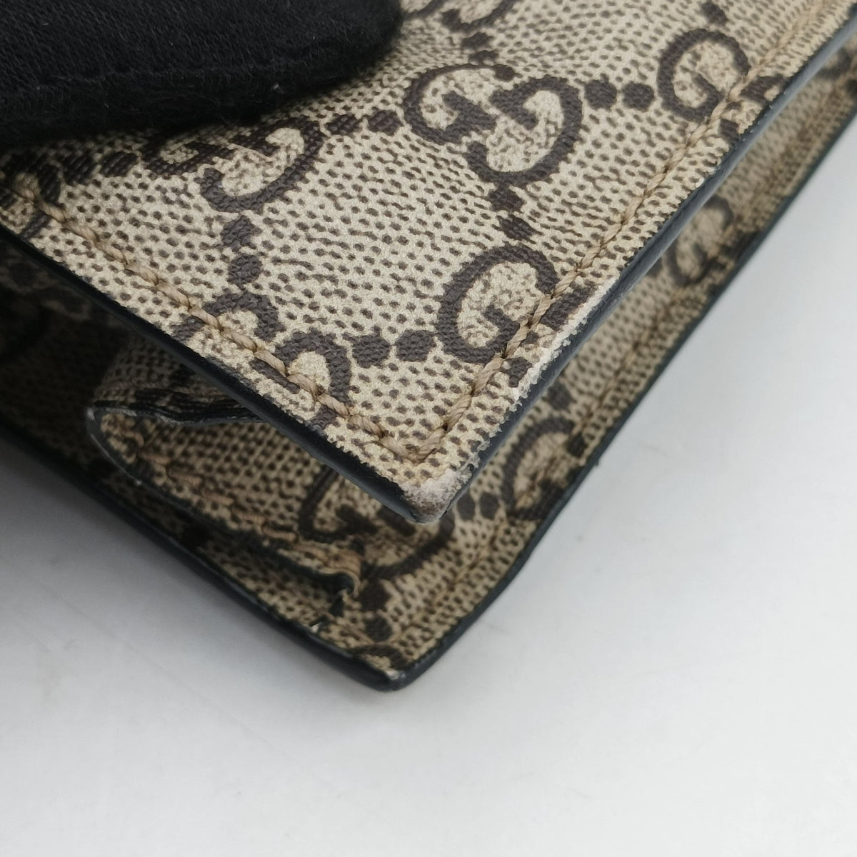 Secondhand Gucci GG Supreme Bee beige×black PVC coated canvas×Leather 450950 shoulderbag | stylenewstar