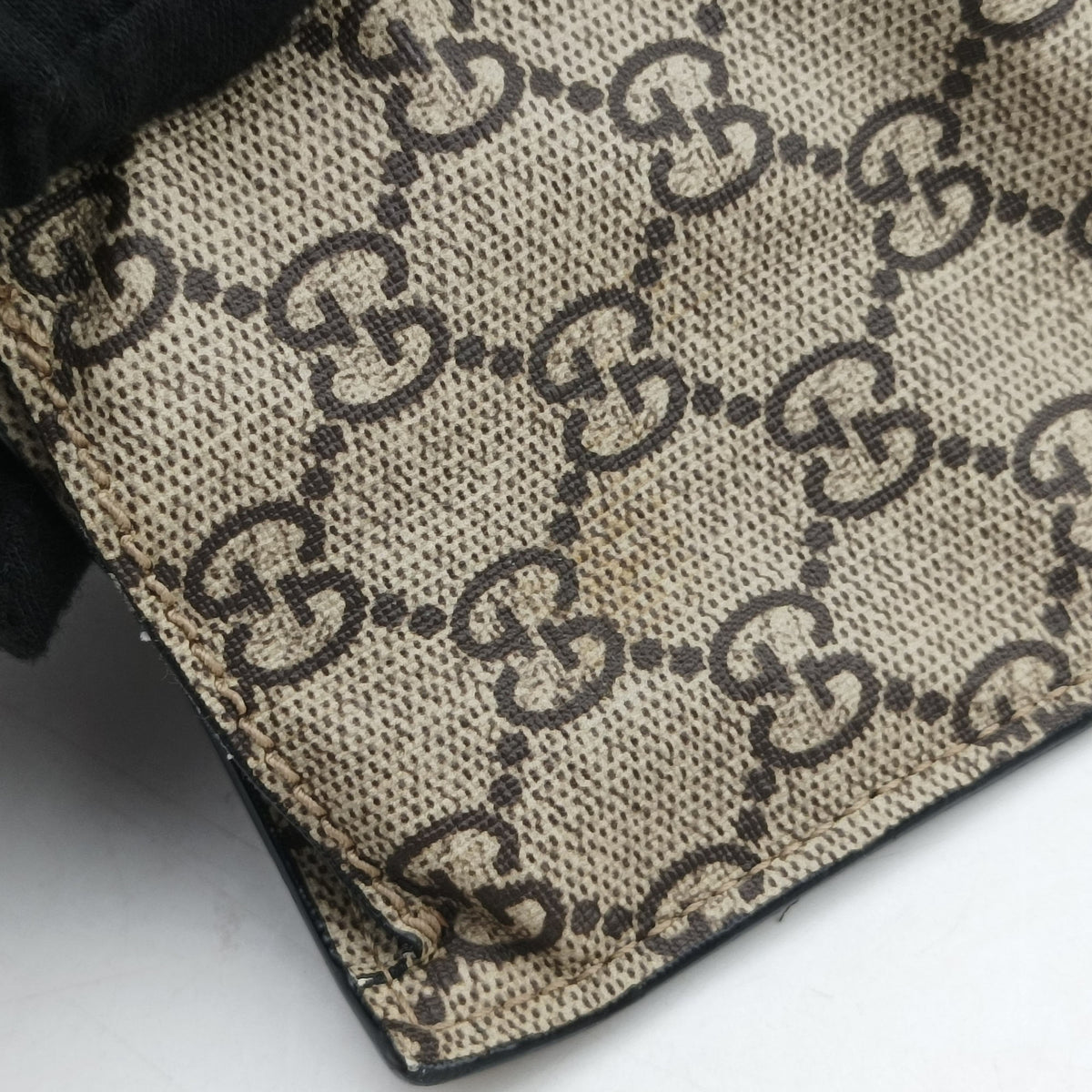 Secondhand Gucci GG Supreme Bee beige×black PVC coated canvas×Leather 450950 shoulderbag | stylenewstar
