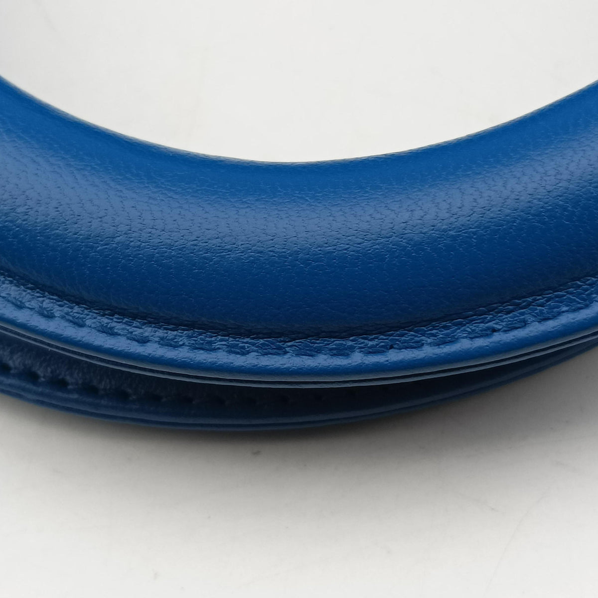 Pre-owned Christian Dior Granville Blue lambskin  shoulderbag | stylenewstar