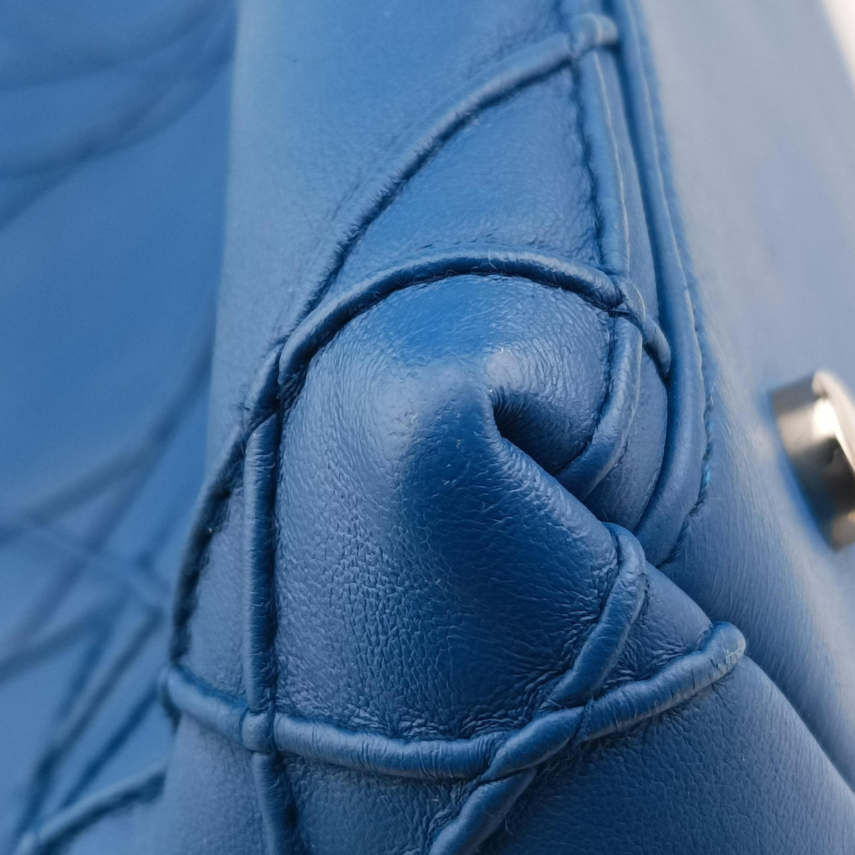Pre-owned Christian Dior Granville Blue lambskin  shoulderbag | stylenewstar