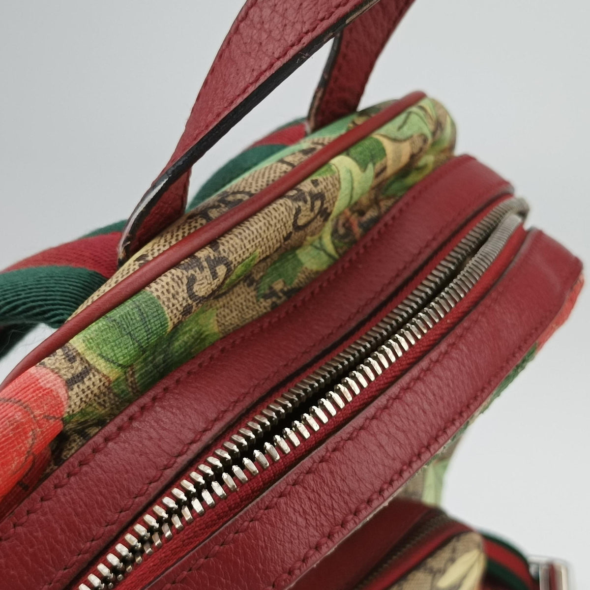 Pre-owned Gucci GG Supreme Tian Beige×multicolor PVC coated canvas×Leather 427042 backpack/rucksack | stylenewstar