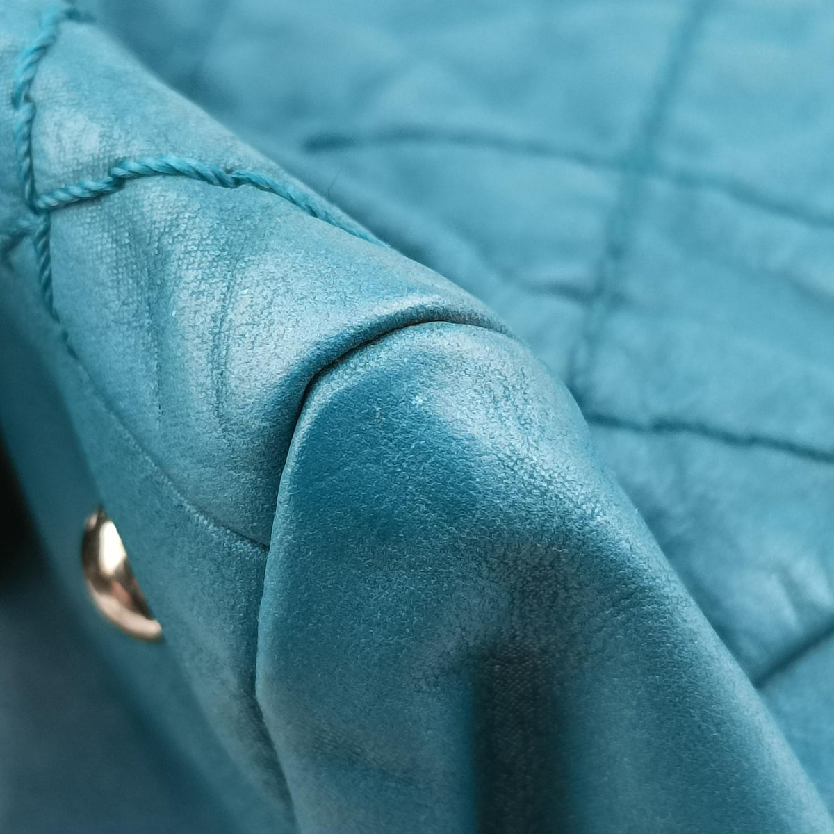 Pre-owned Chanel CC Soft Hobo Matelasse Blue Leather  handbag | stylenewstar