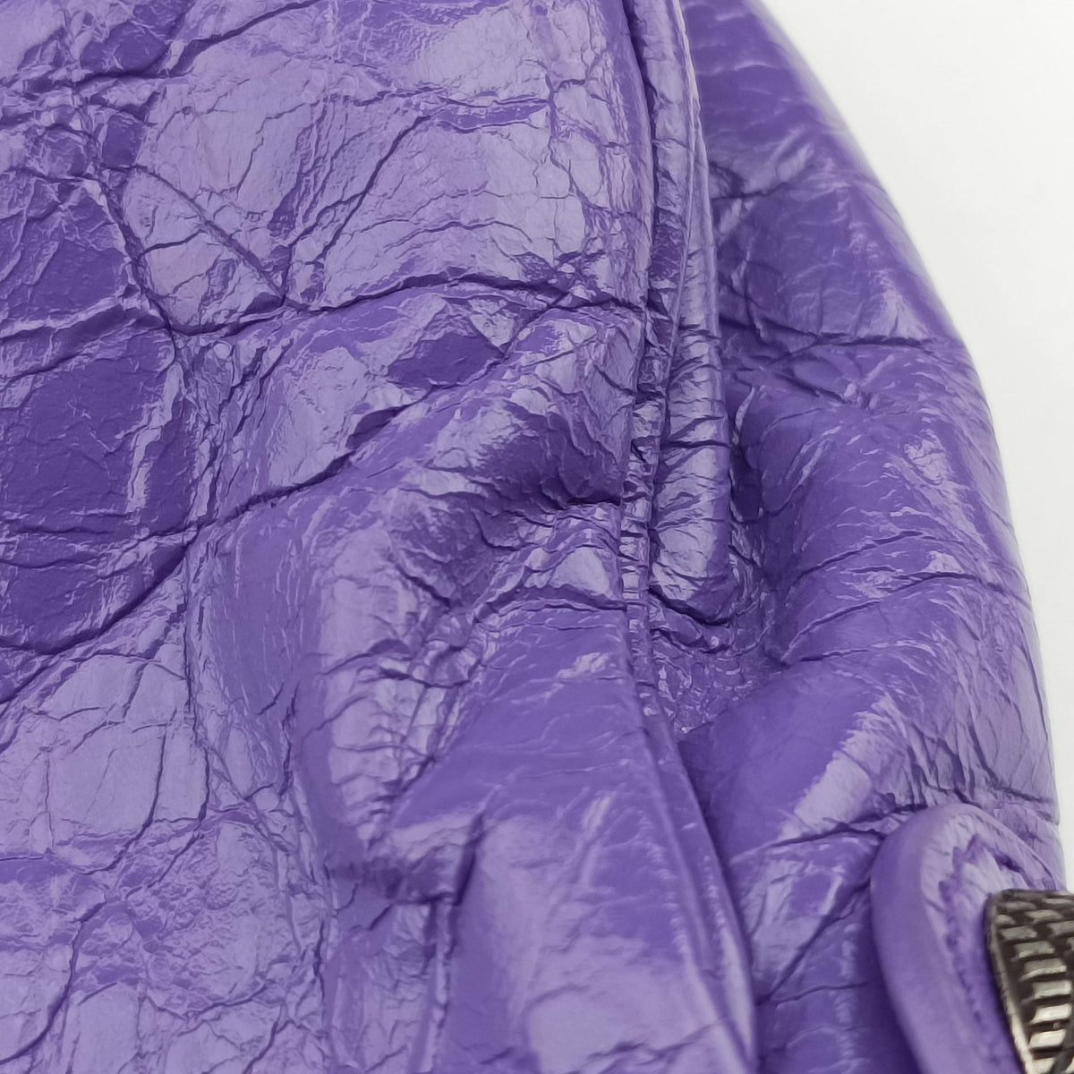 Pre-owned Balenciaga Le Cagole Purple cloth  shoulderbag | stylenewstar