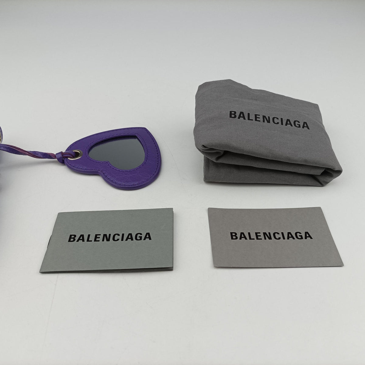 Pre-owned Balenciaga Le Cagole Purple cloth  shoulderbag | stylenewstar