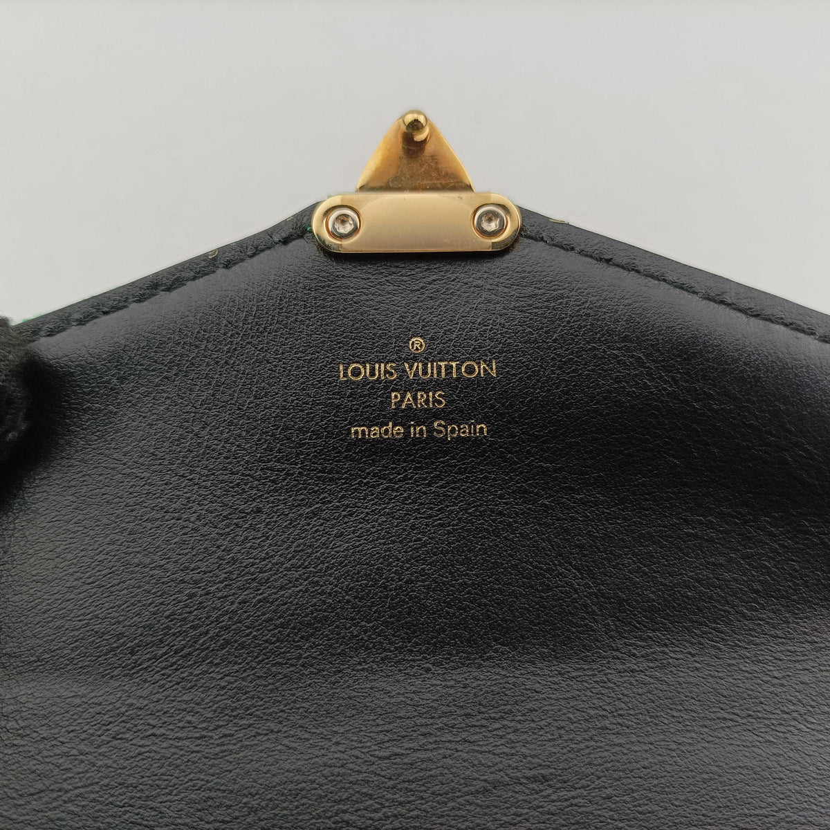 Secondhand Louis Vuitton Monogram Micro Metis Green x Black x White Velvet M81494 shoulderbag | stylenewstar