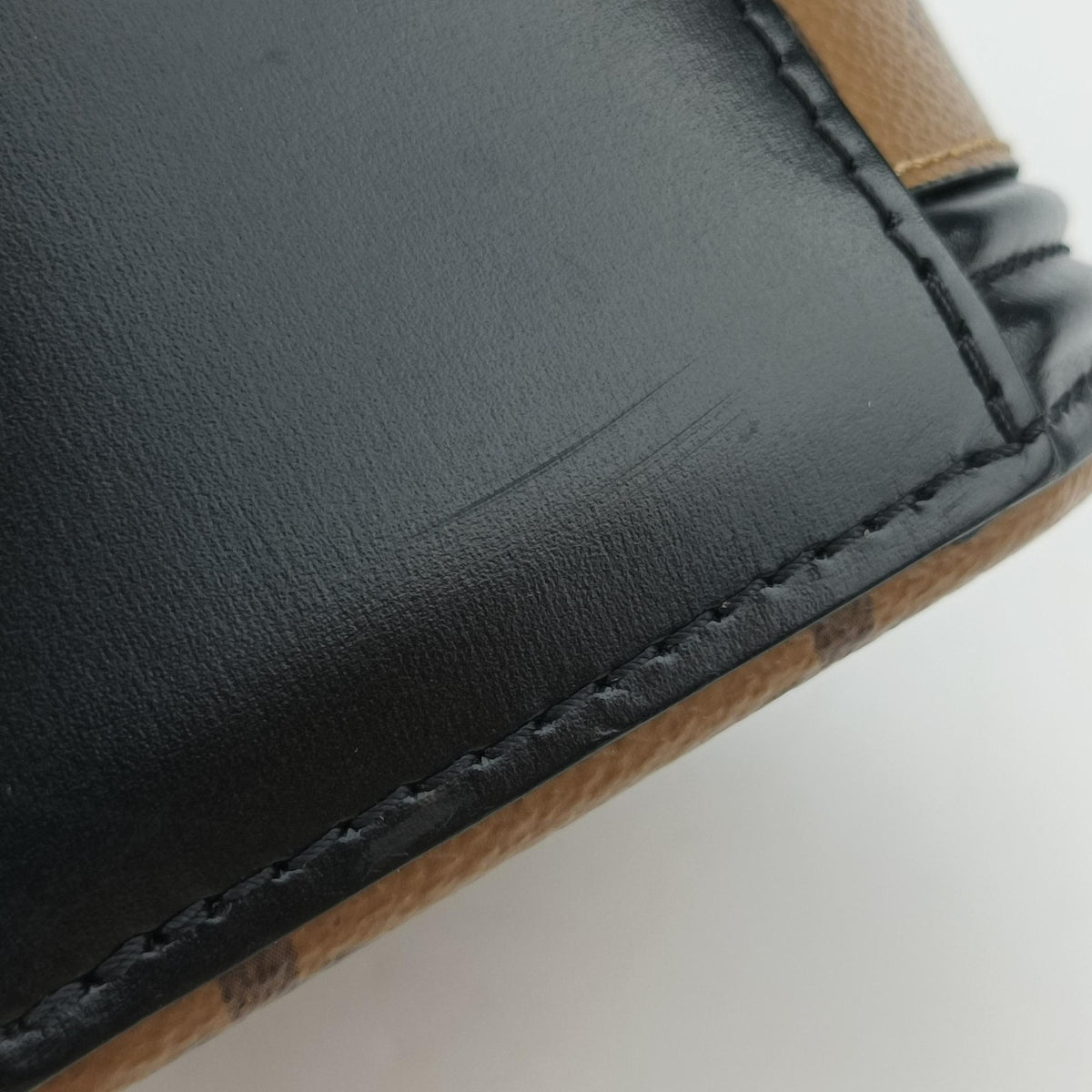 Secondhand Louis Vuitton Cannes Brown × Black Monogram Reverse Giant M43986 shoulderbag | stylenewstar