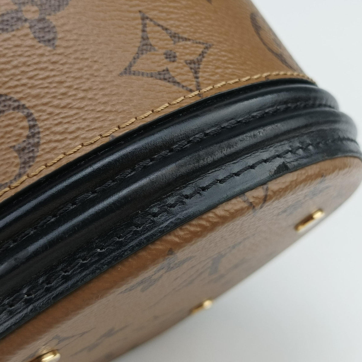 Secondhand Louis Vuitton Cannes Brown × Black Monogram Reverse Giant M43986 shoulderbag | stylenewstar
