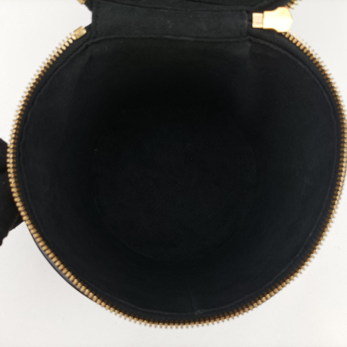Secondhand Louis Vuitton Cannes Brown × Black Monogram Reverse Giant M43986 shoulderbag | stylenewstar