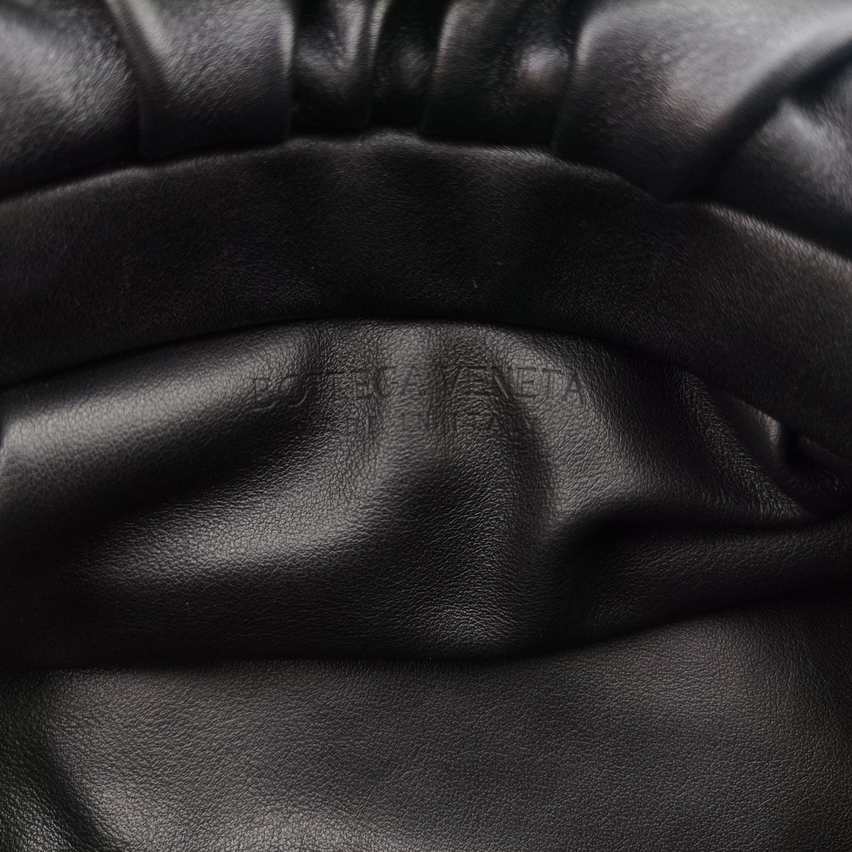 Vintage Bottega Veneta THE Chain Pouch Black lambskin  shoulderbag | stylenewstar