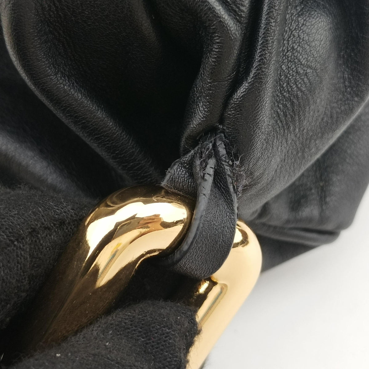Vintage Bottega Veneta THE Chain Pouch Black lambskin  shoulderbag | stylenewstar