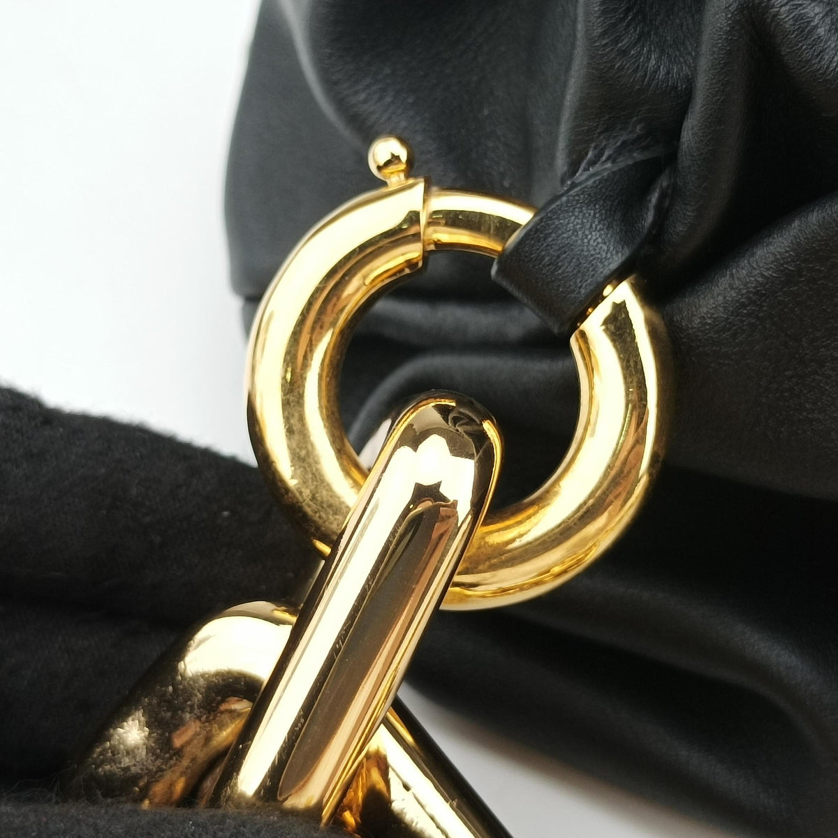 Vintage Bottega Veneta THE Chain Pouch Black lambskin  shoulderbag | stylenewstar