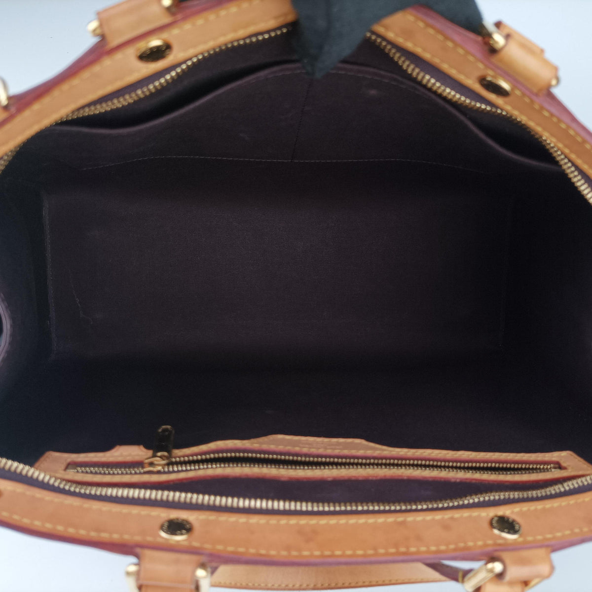 Pre-owned Louis Vuitton Brea GM AMARANTE Vernis M91616 shoulderbag | stylenewstar