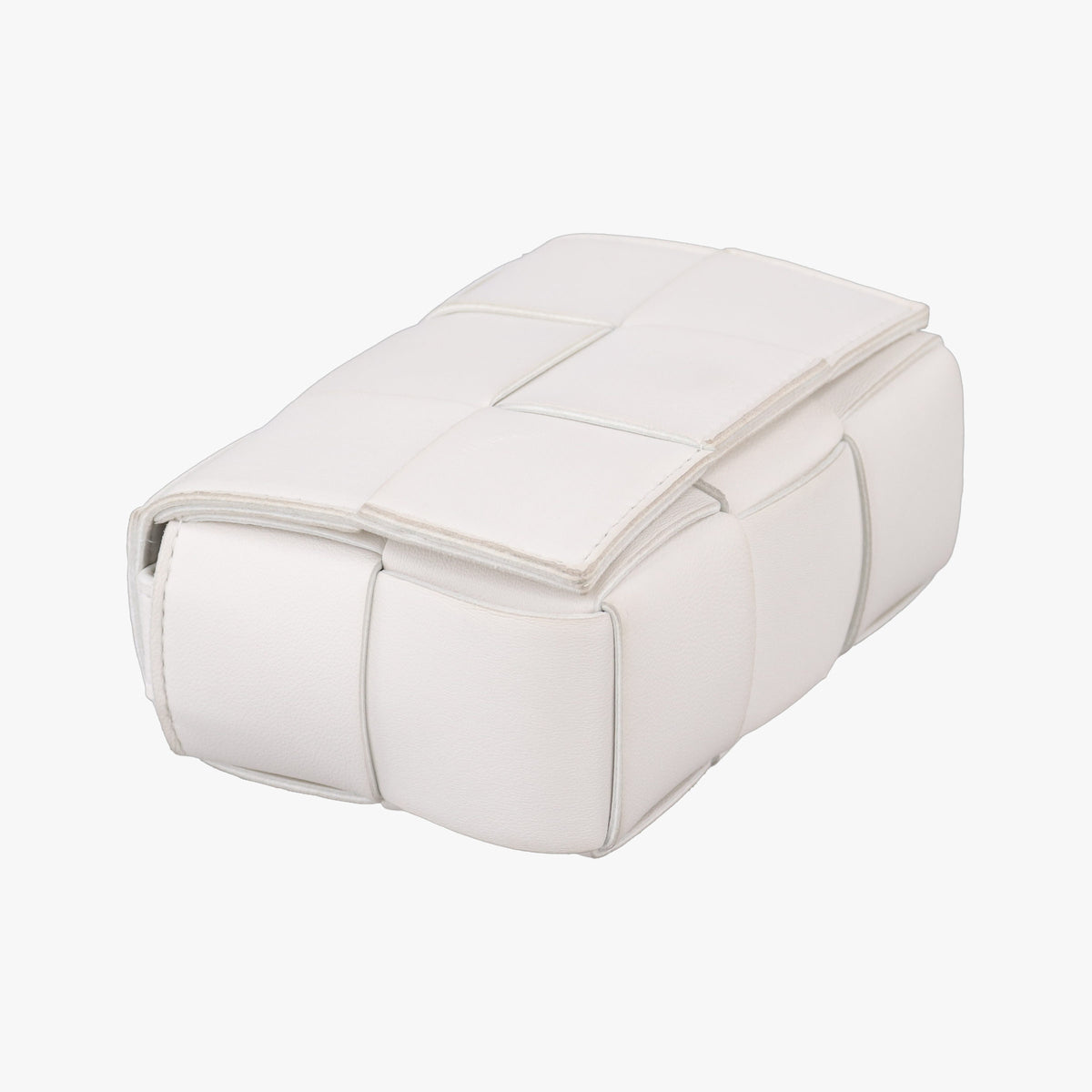 Pre-owned Bottega Veneta Candy Cassette White Lambskin  shoulderbag | stylenewstar