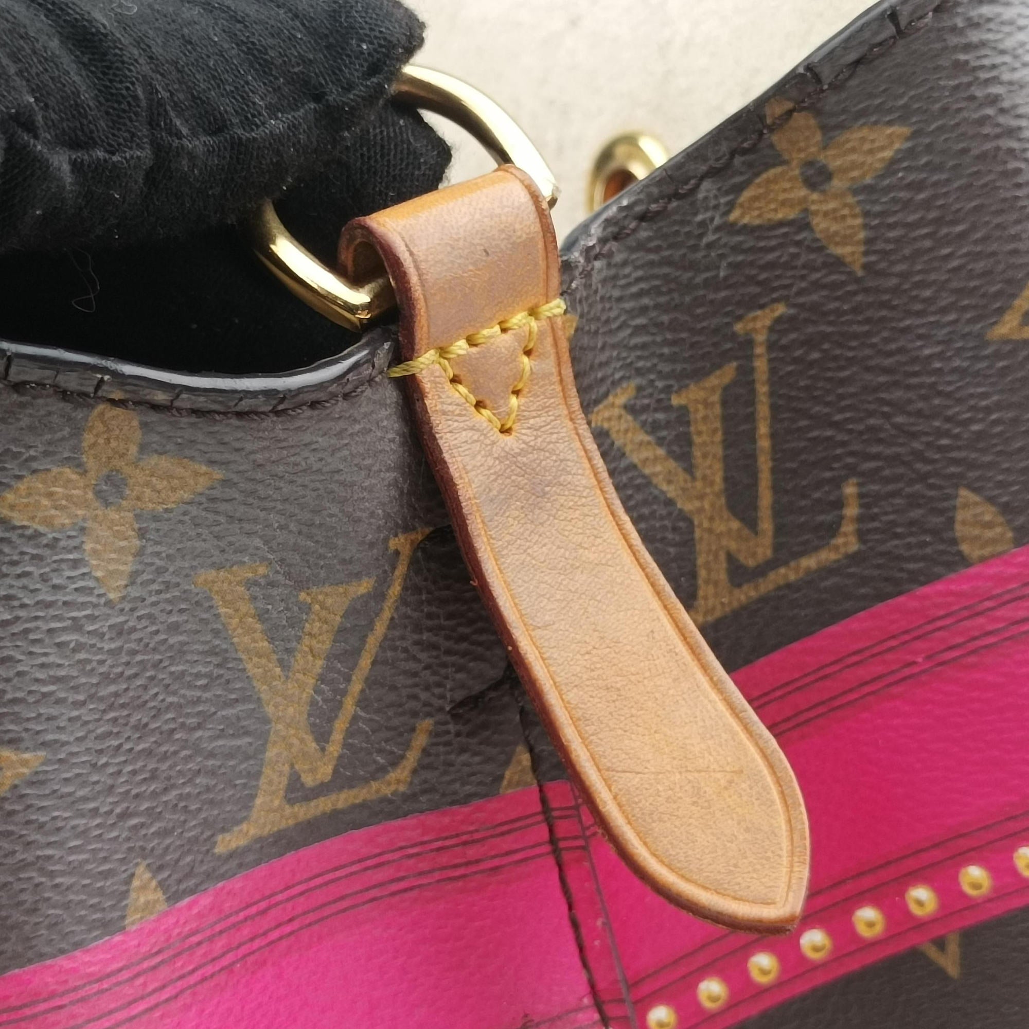 Pre-owned Louis Vuitton NeoNoe brown×Multicolor Monogram Canvas M40649 shoulderbag | stylenewstar