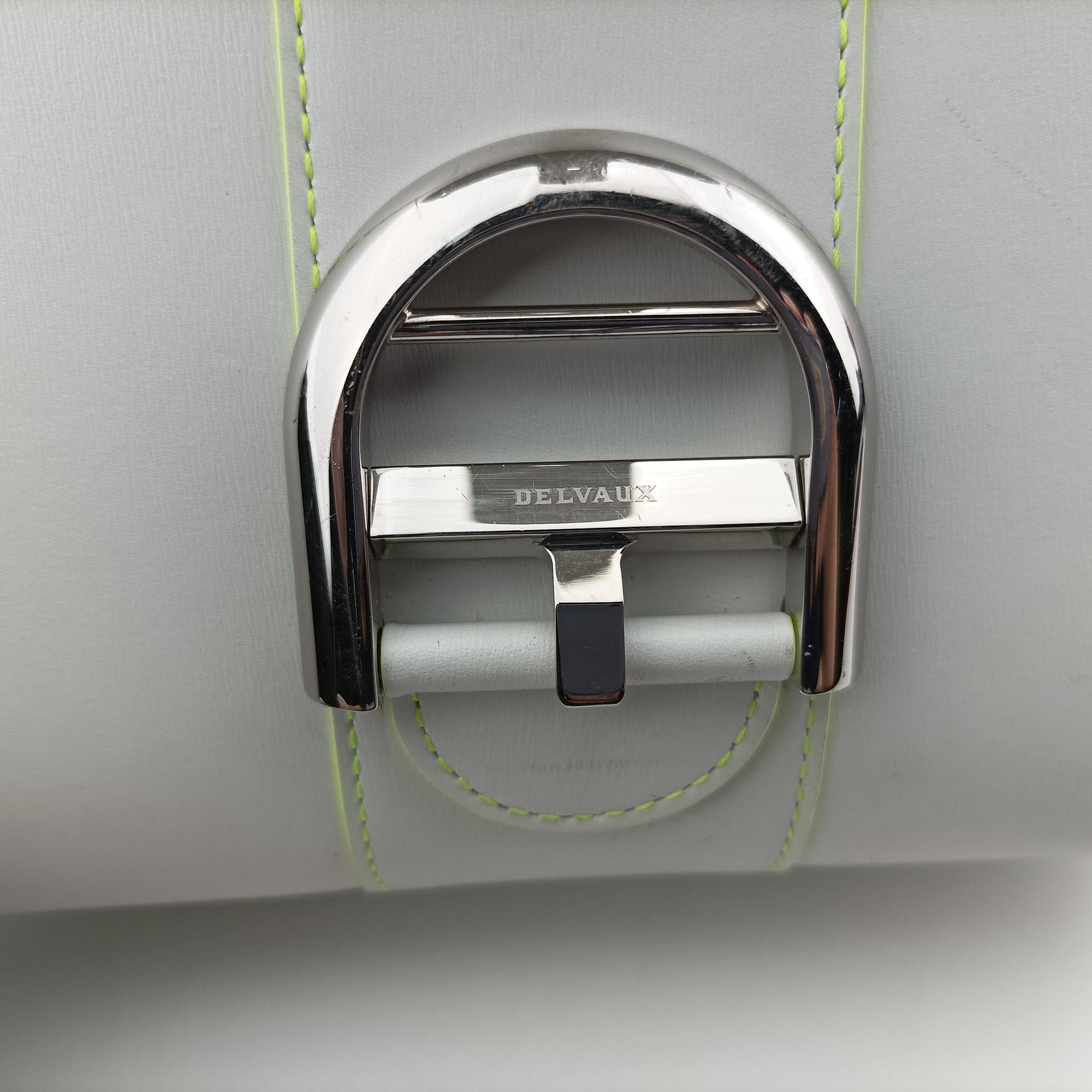 Secondhand Delvaux Brillant mini White Leather  handbag | stylenewstar