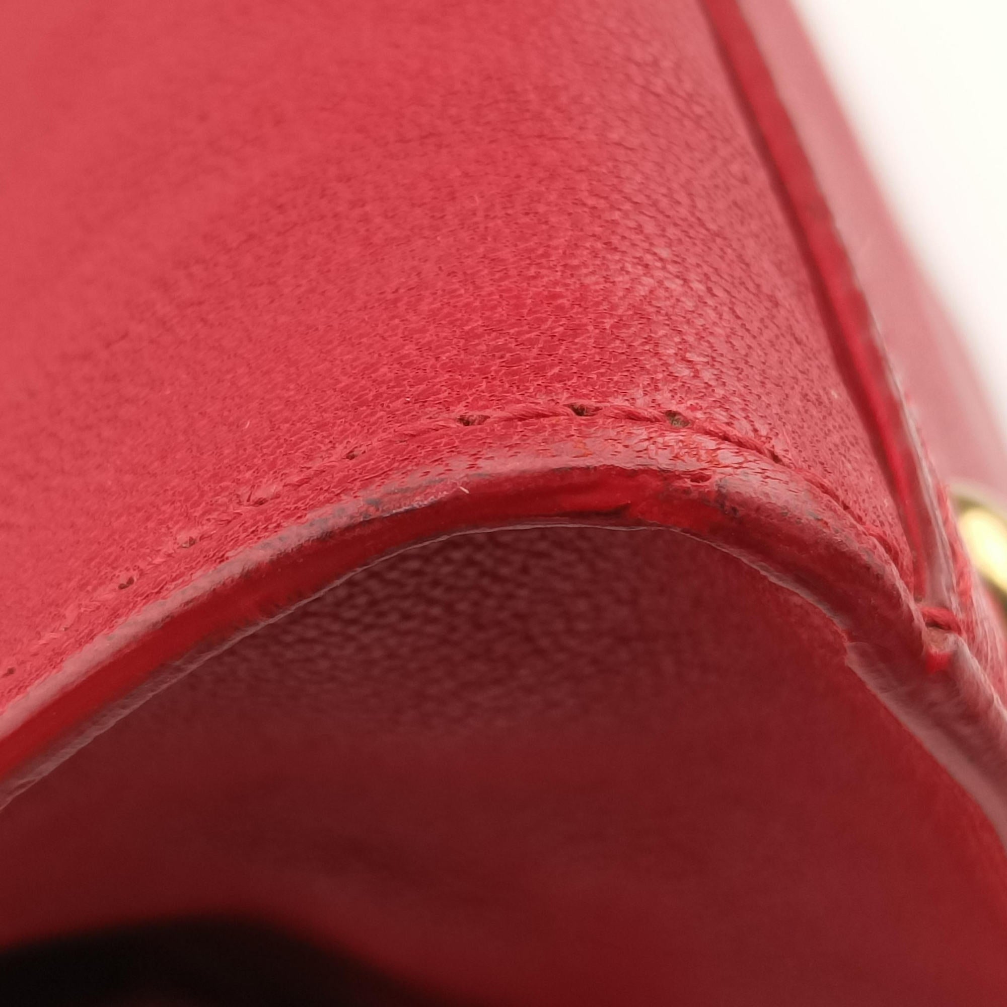 Vintage Yves Saint Laurent Cabas ChYc Red Leather 279079 handbag | stylenewstar