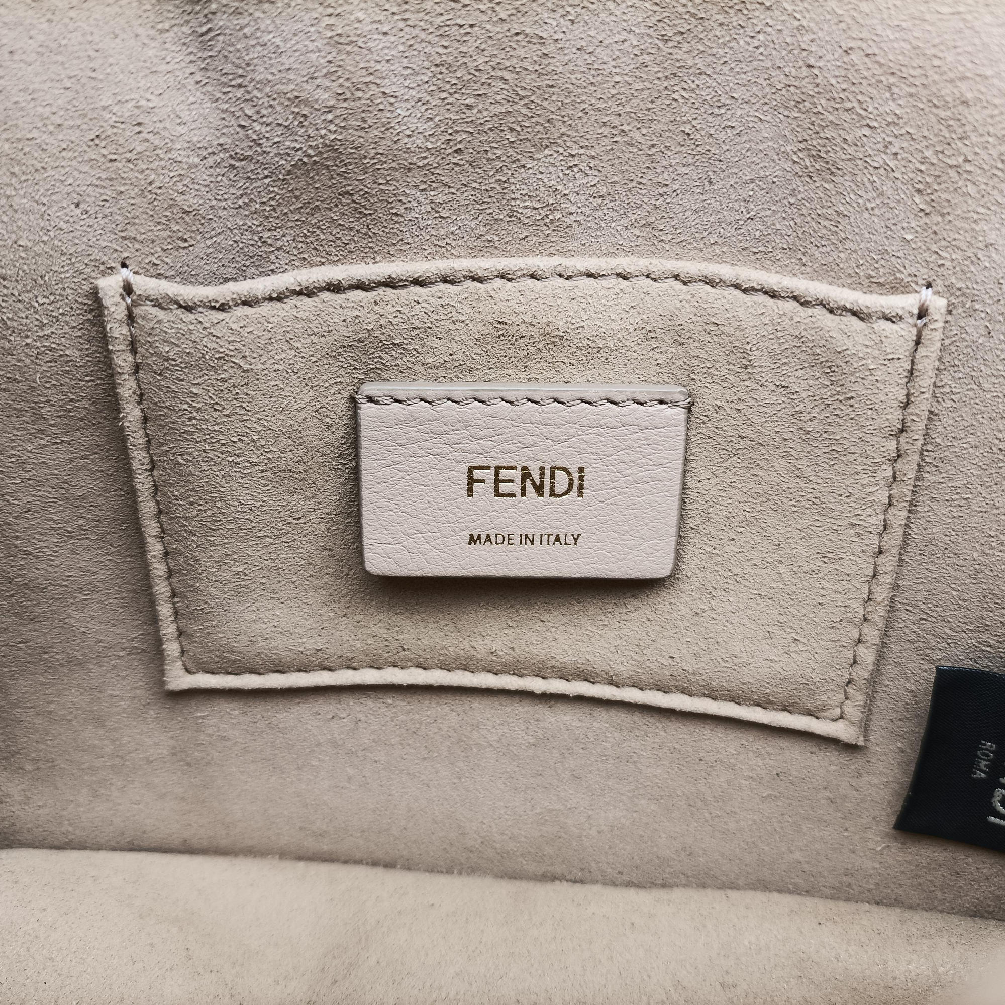 Secondhand Fendi Kan U Brown×black Leather 8M0417 shoulderbag | stylenewstar