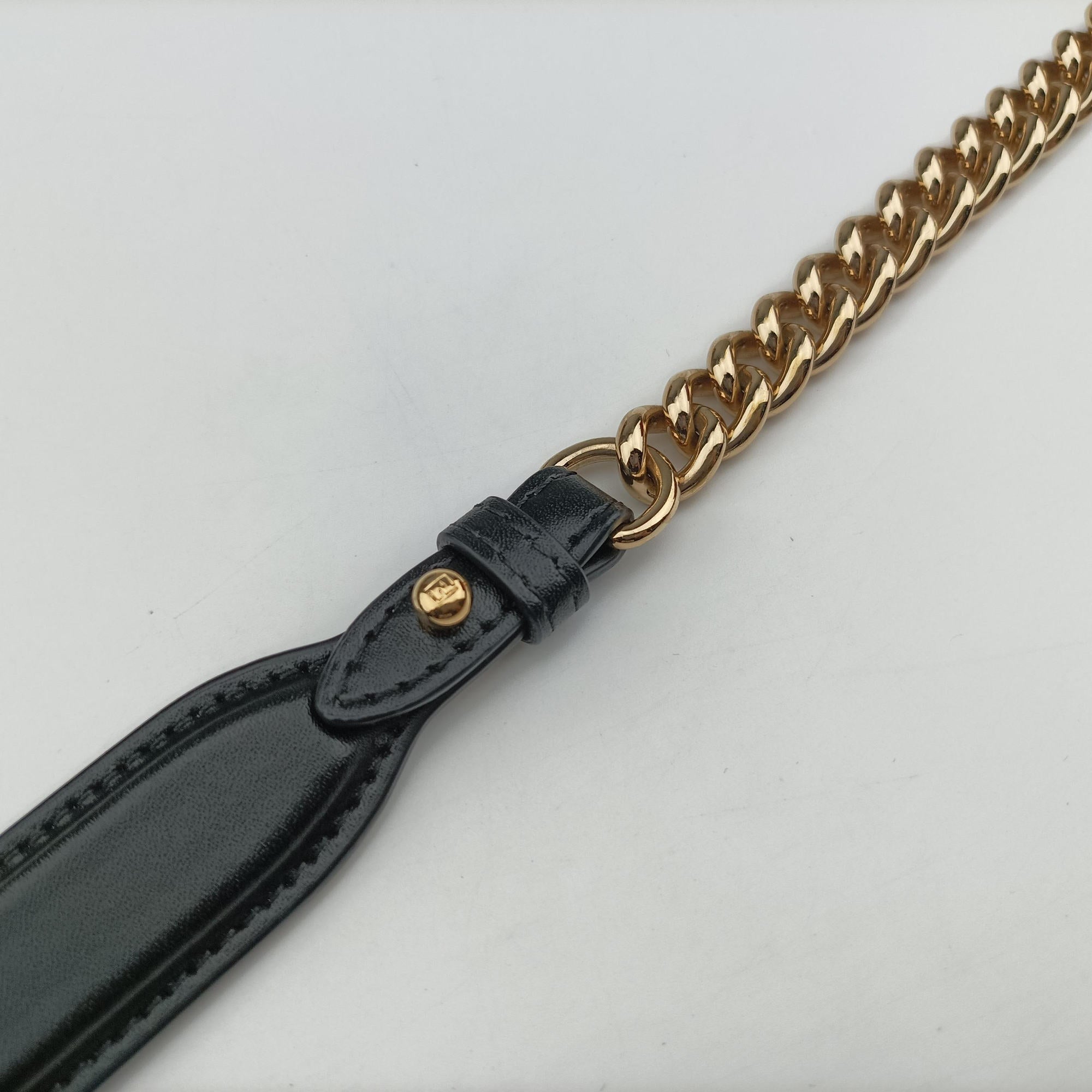 Secondhand Fendi Kan U Brown×black Leather 8M0417 shoulderbag | stylenewstar