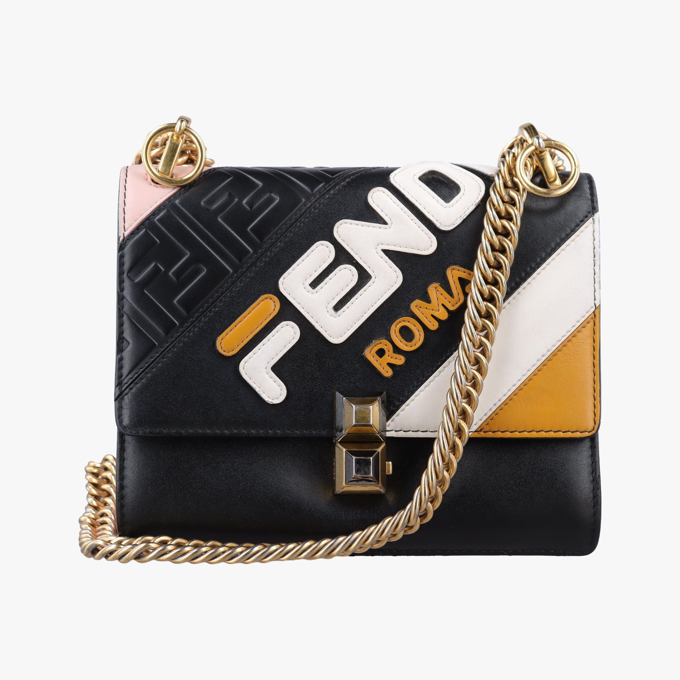 Pre-owned Fendi Kan I Black Leather 8M0381 shoulderbag | stylenewstar
