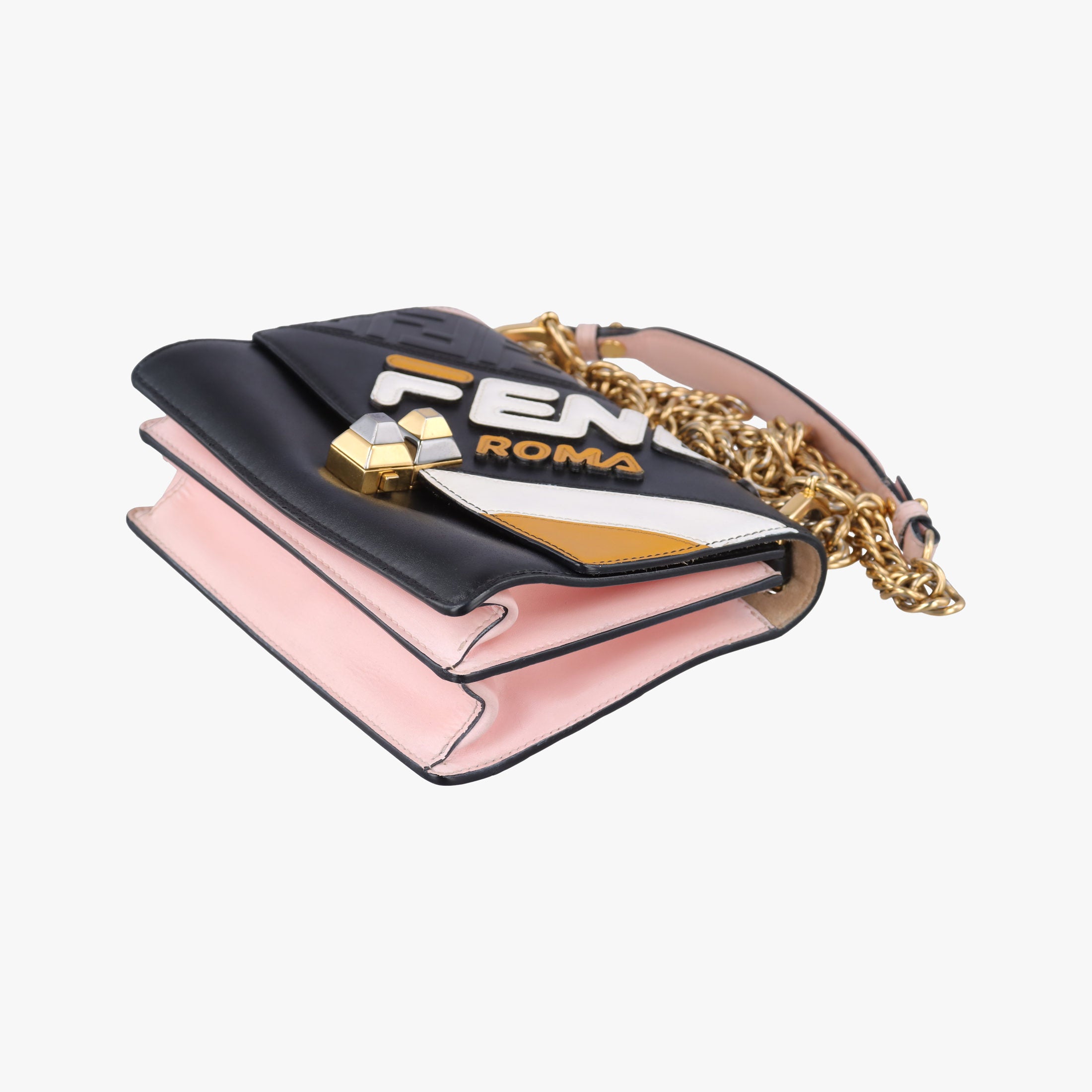 Pre-owned Fendi Kan I Black Leather 8M0381 shoulderbag | stylenewstar