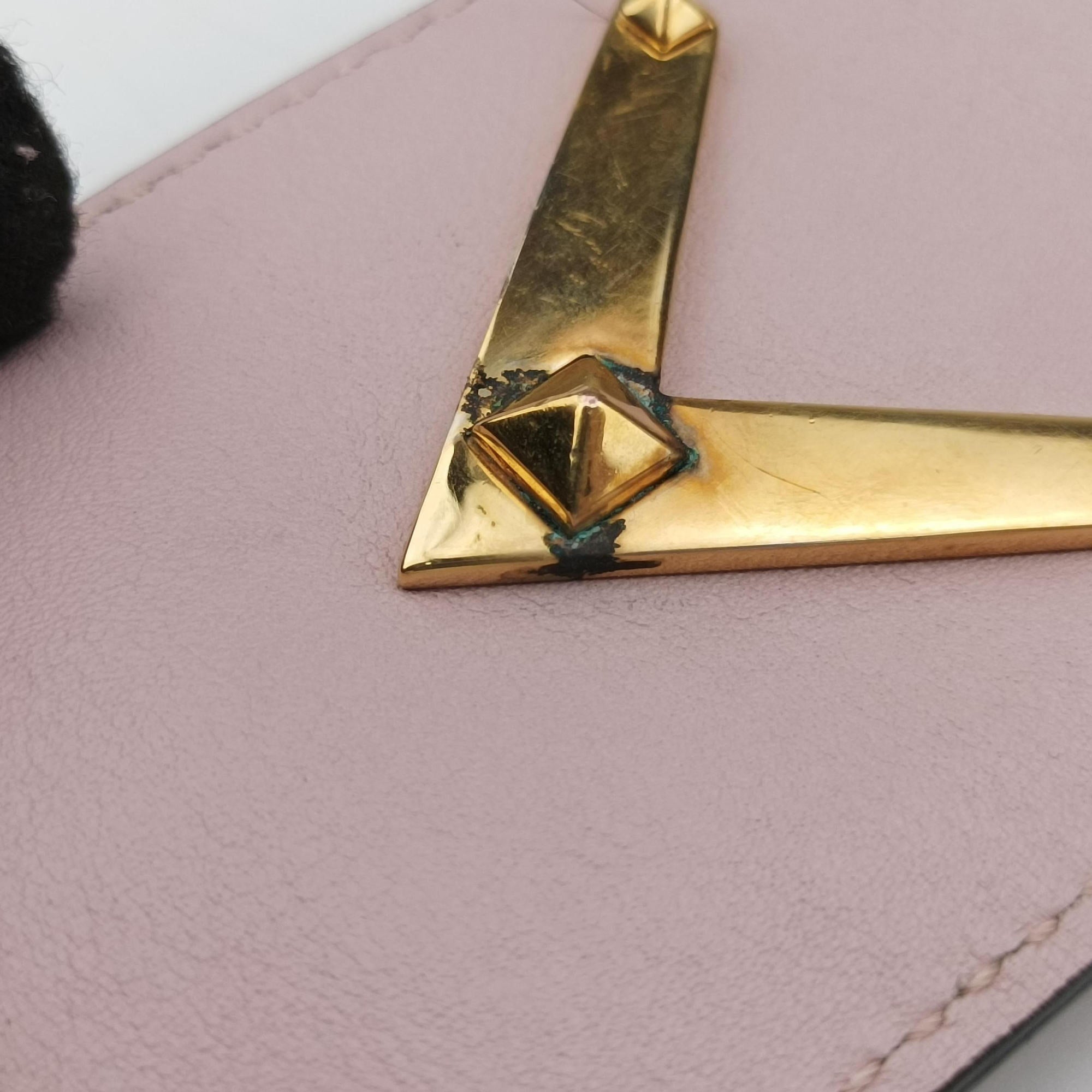 Pre-owned Valentino My Rockstud Pink Leather  shoulderbag | stylenewstar