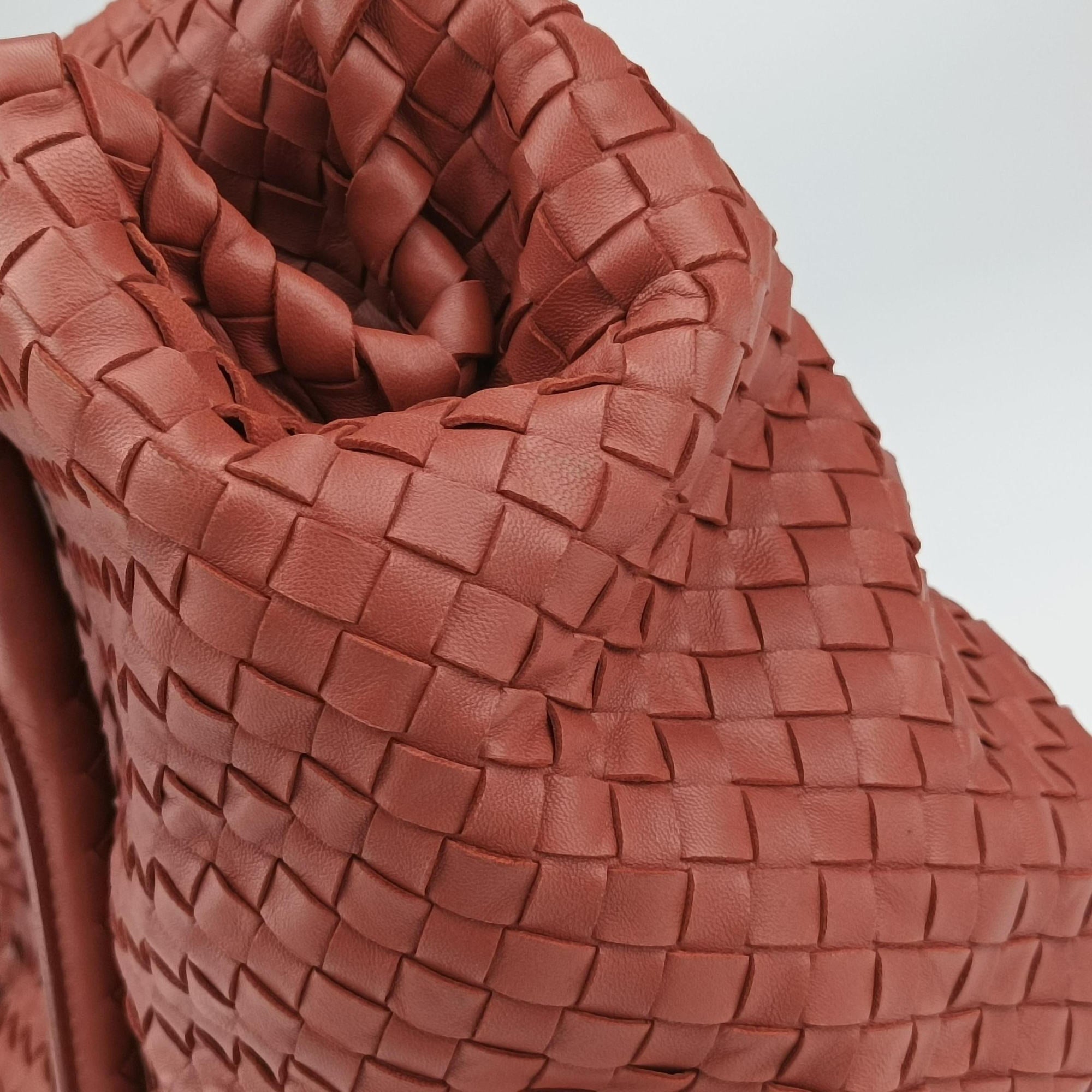 Pre-owned Bottega Veneta Intrecciato terracotta lambskin  handbag | stylenewstar