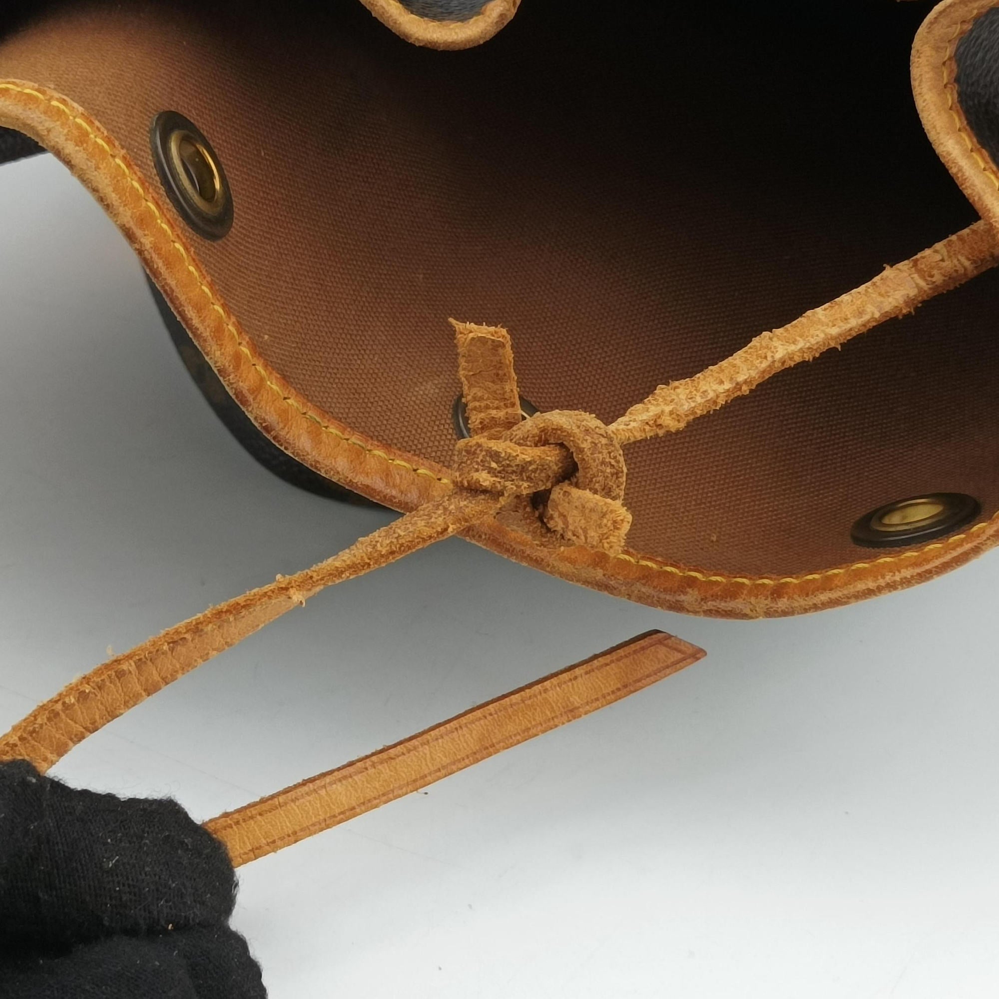 Secondhand Louis Vuitton Petit Noe Brown Monogram Canvas M42226 shoulderbag | stylenewstar