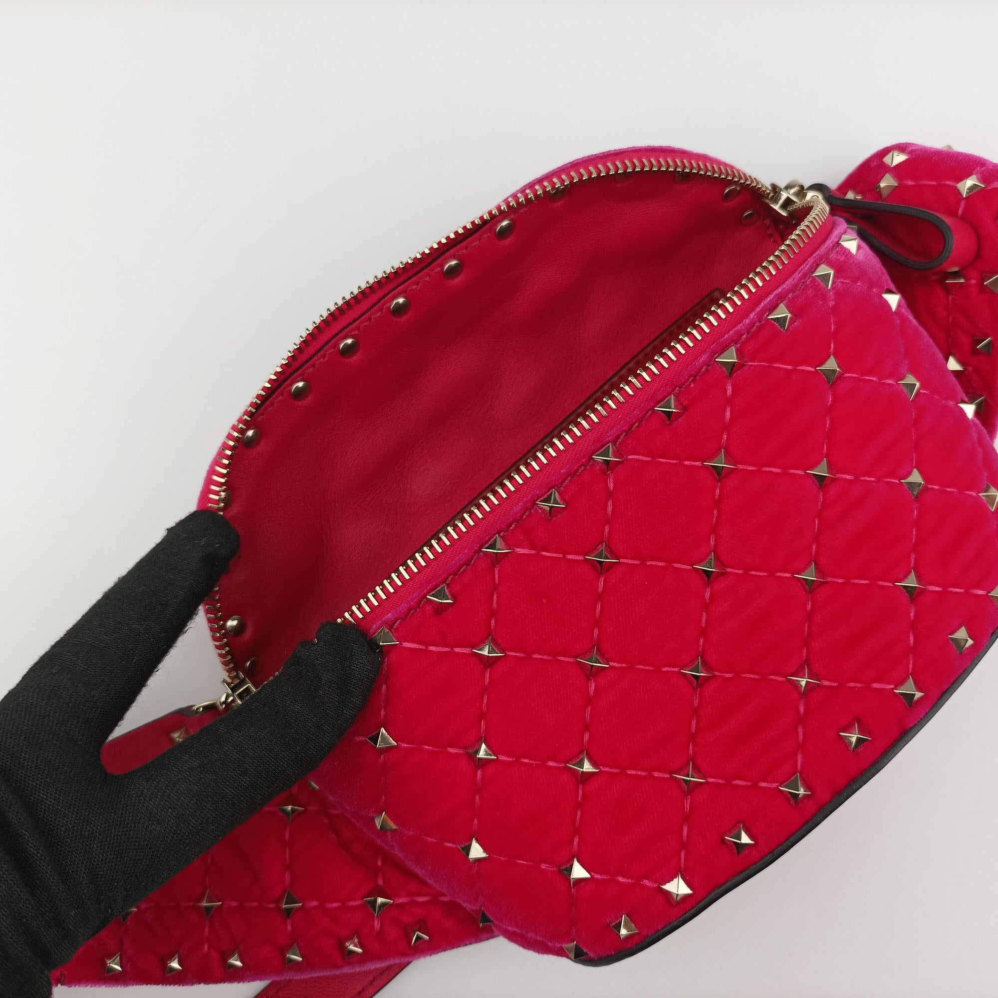 Pre-owned Valentino Rockstud Red Velvet  bum bag/waist bag | stylenewstar