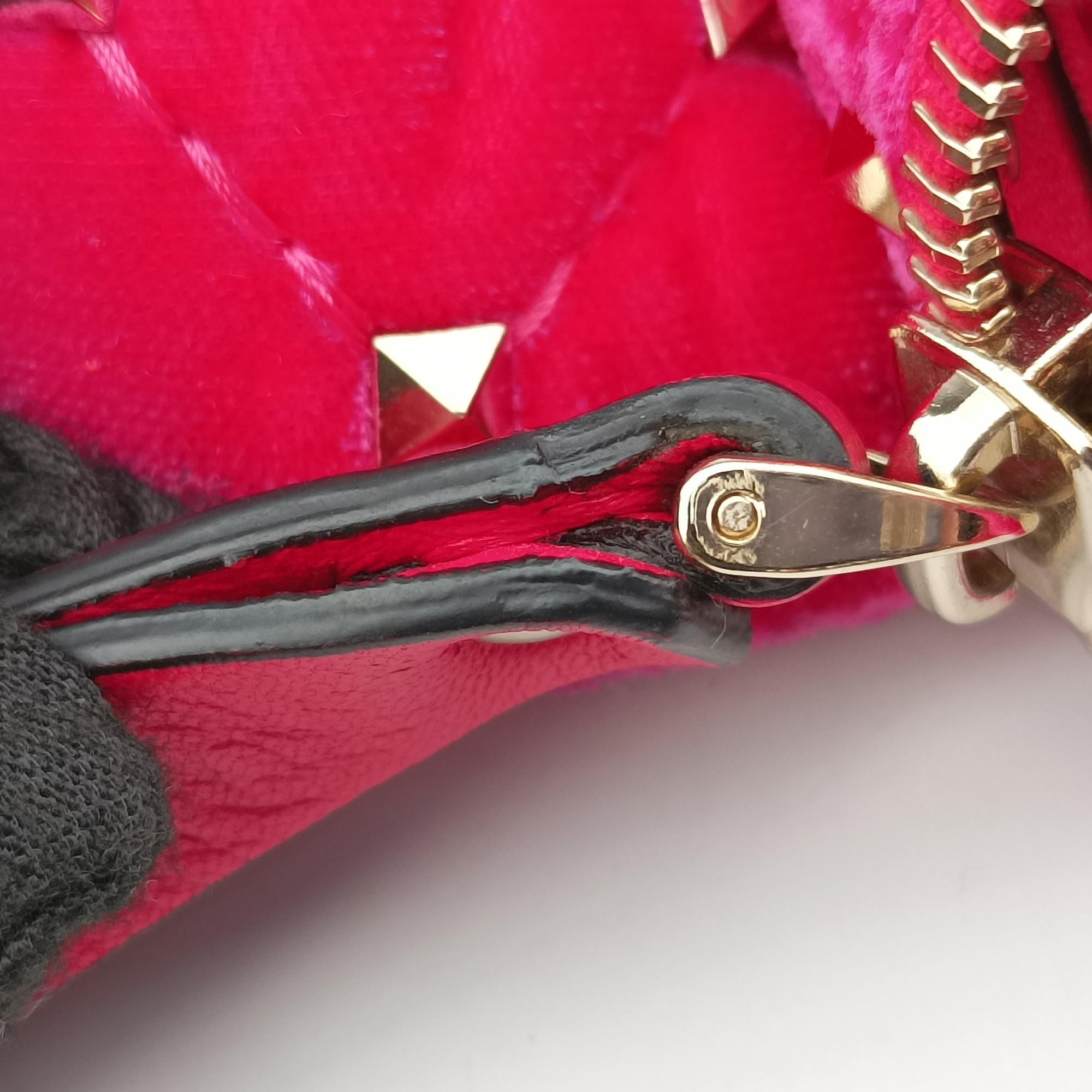 Pre-owned Valentino Rockstud Red Velvet  bum bag/waist bag | stylenewstar