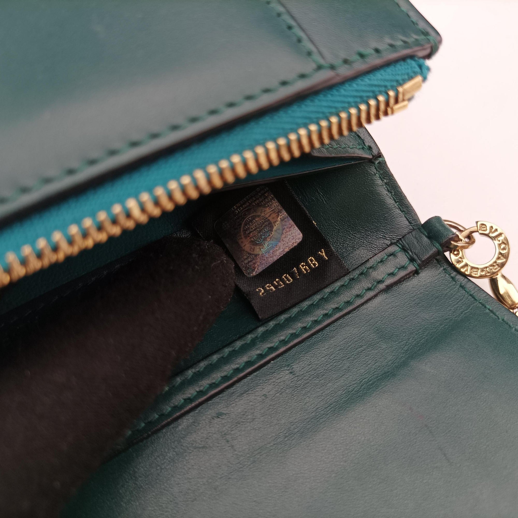 Pre-owned Bvlgari SERPENTI FOREVER Green Leather  shoulderbag | stylenewstar