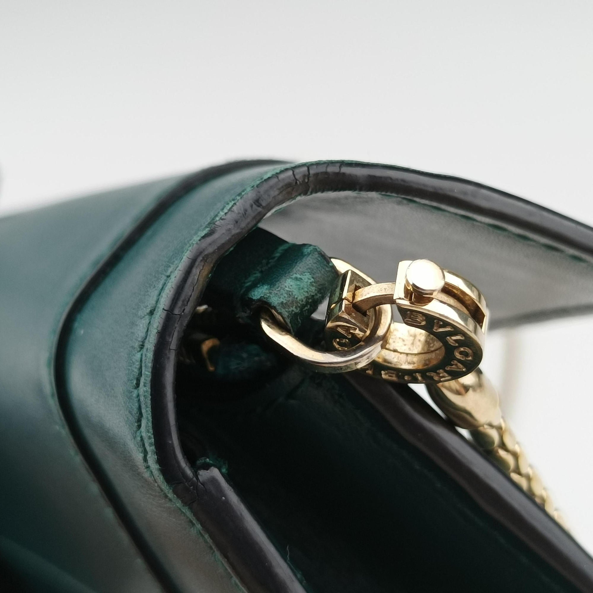 Pre-owned Bvlgari SERPENTI FOREVER Green Leather  shoulderbag | stylenewstar