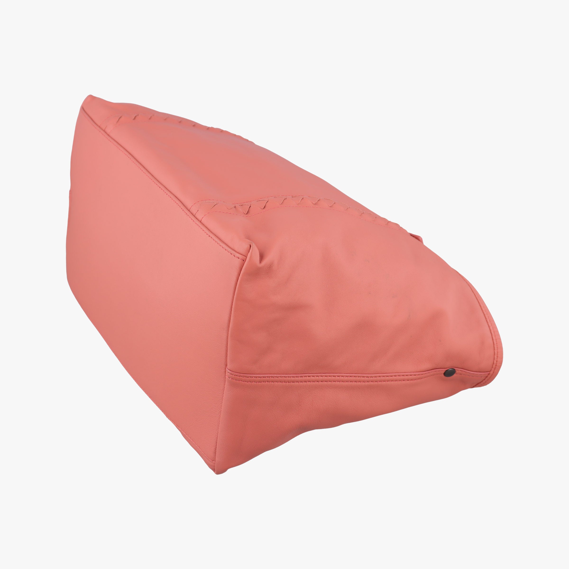 Pre-owned Bottega Veneta Intrecciato Coral Pink Lambskin  shoulderbag | stylenewstar