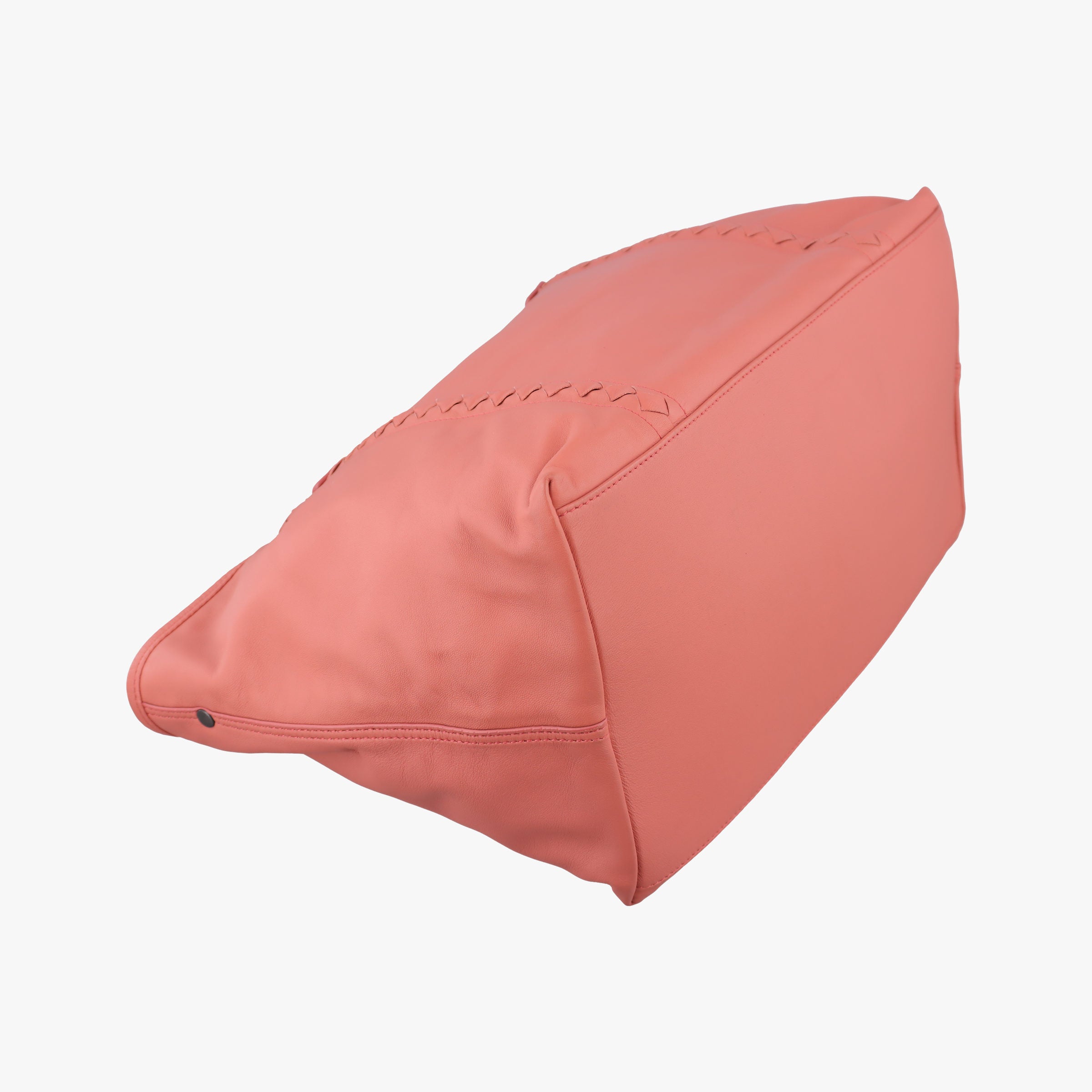 Pre-owned Bottega Veneta Intrecciato Coral Pink Lambskin  shoulderbag | stylenewstar