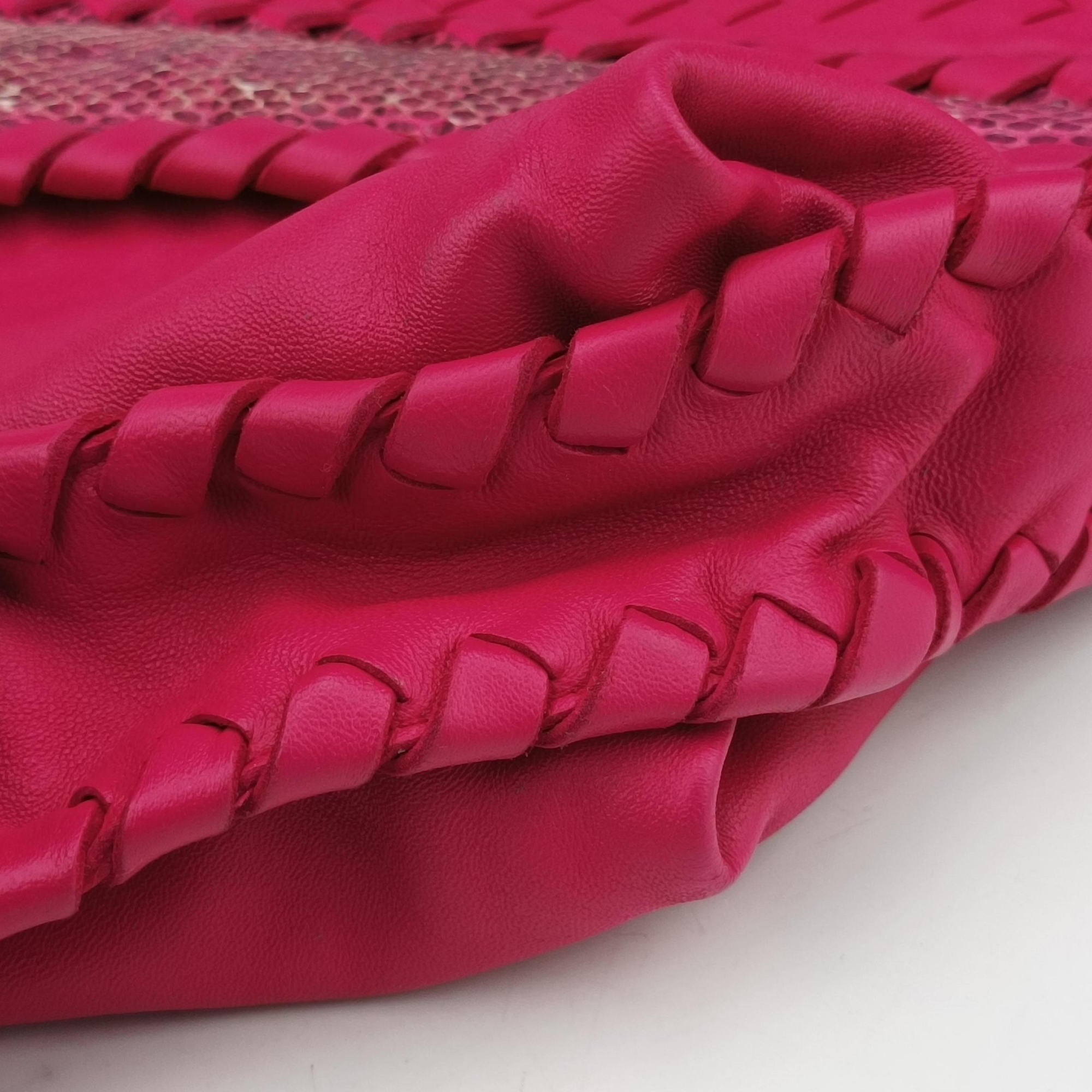 Pre-owned Bottega Veneta Intrecciato Pink lambskin  shoulderbag | stylenewstar