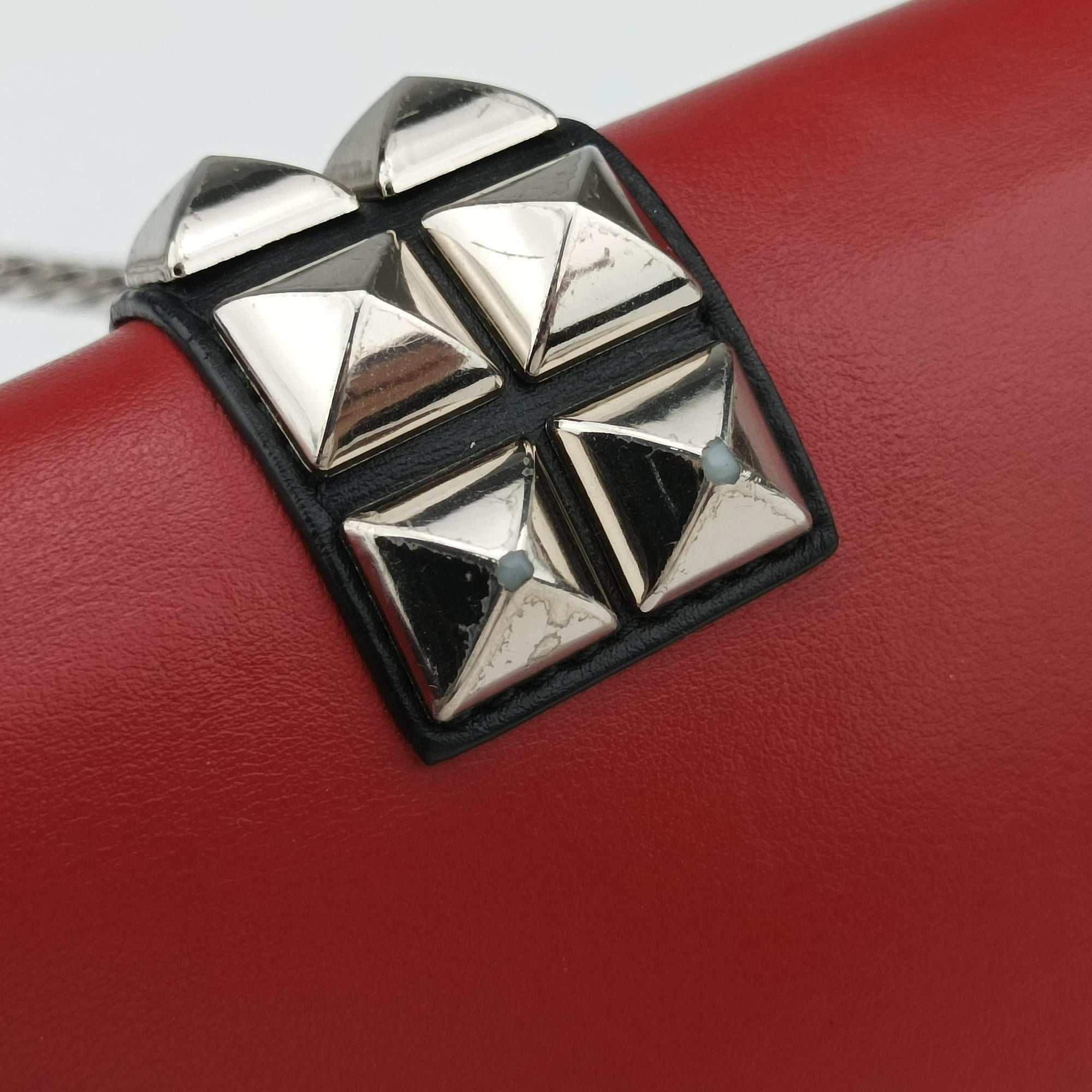 Pre-owned Prada Elektra Studded Red Leather IDH061 shoulderbag | stylenewstar