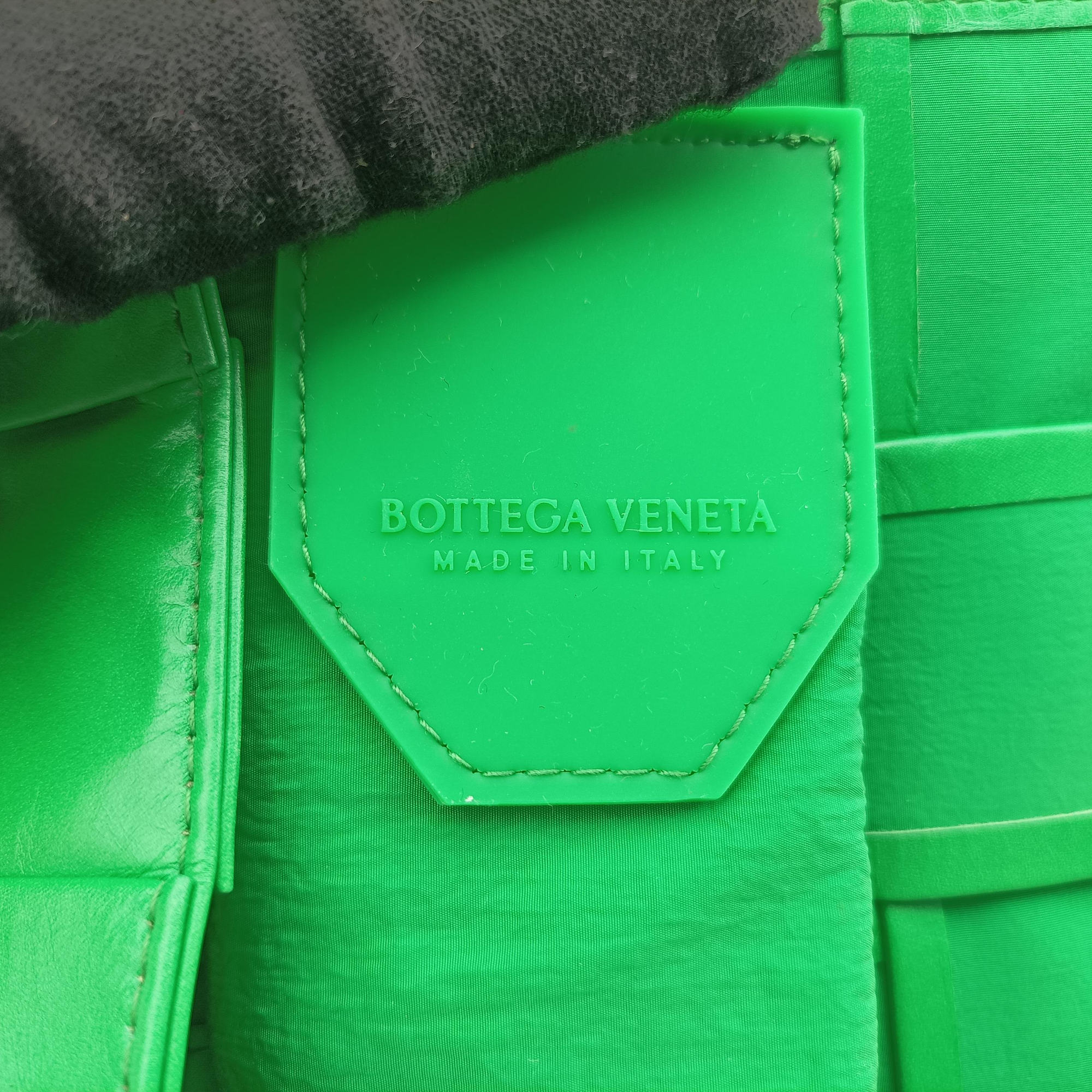 Secondhand Bottega Veneta candy cassette Green Leather  shoulderbag | stylenewstar