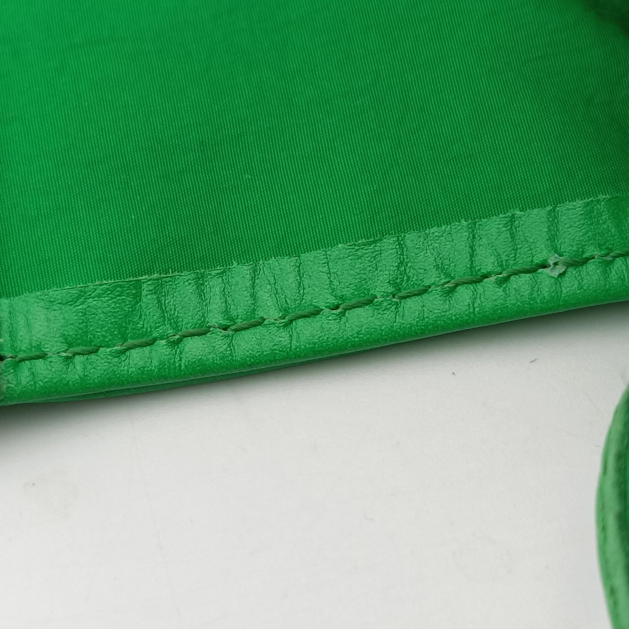 Secondhand Bottega Veneta candy cassette Green Leather  shoulderbag | stylenewstar
