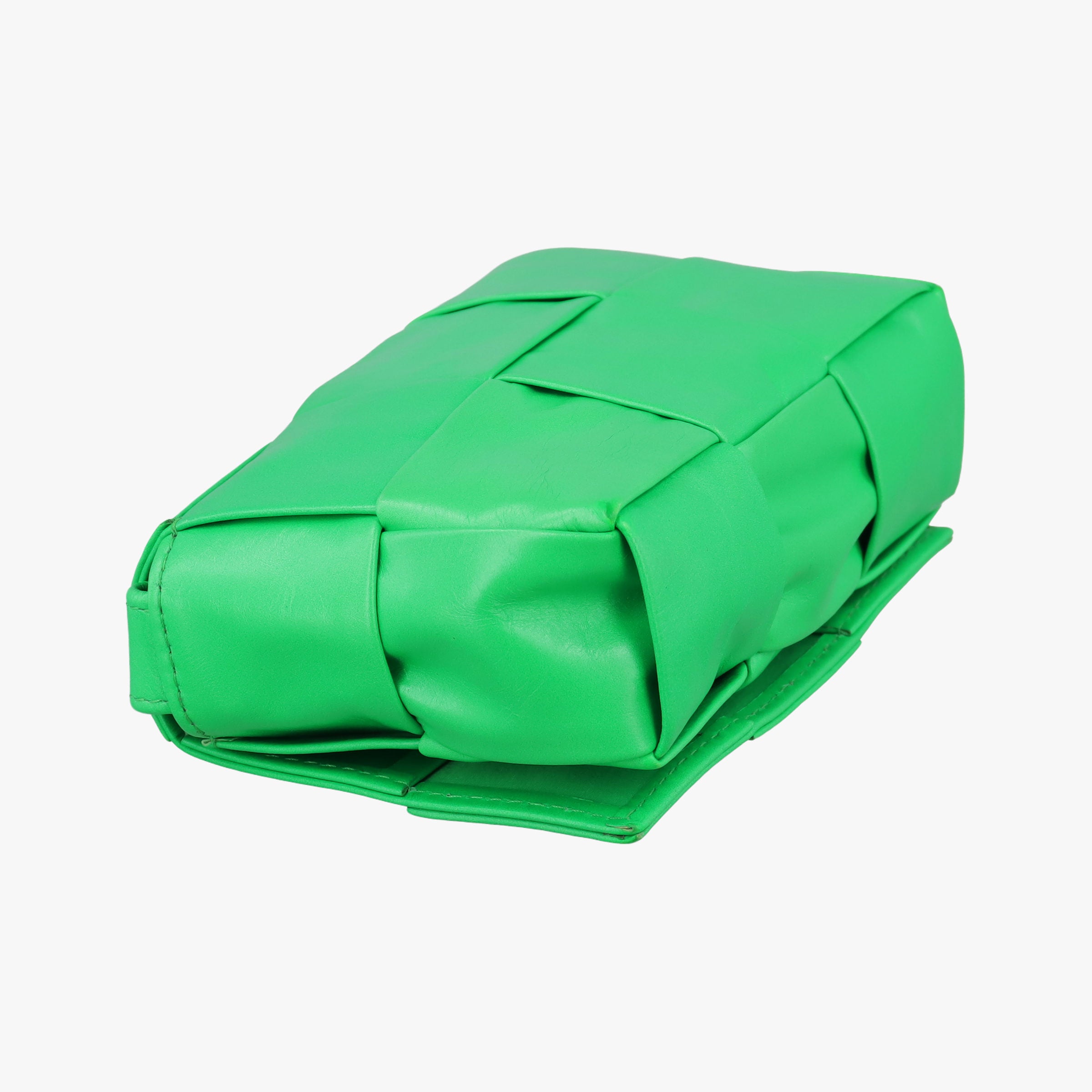 Secondhand Bottega Veneta candy cassette Green Leather  shoulderbag | stylenewstar