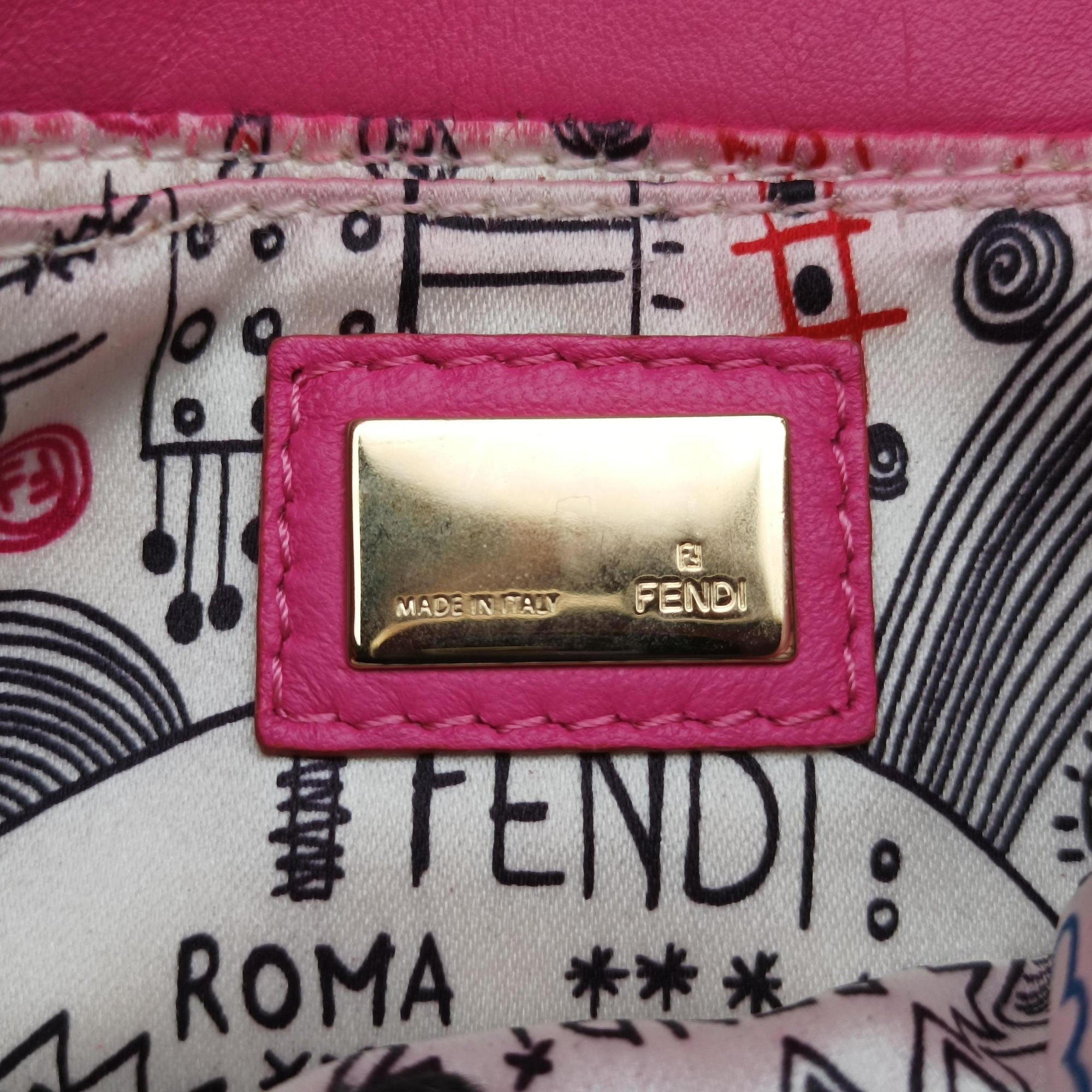 Pre-owned Fendi BAGUETTE Rose Leather 8BK060 shoulderbag | stylenewstar