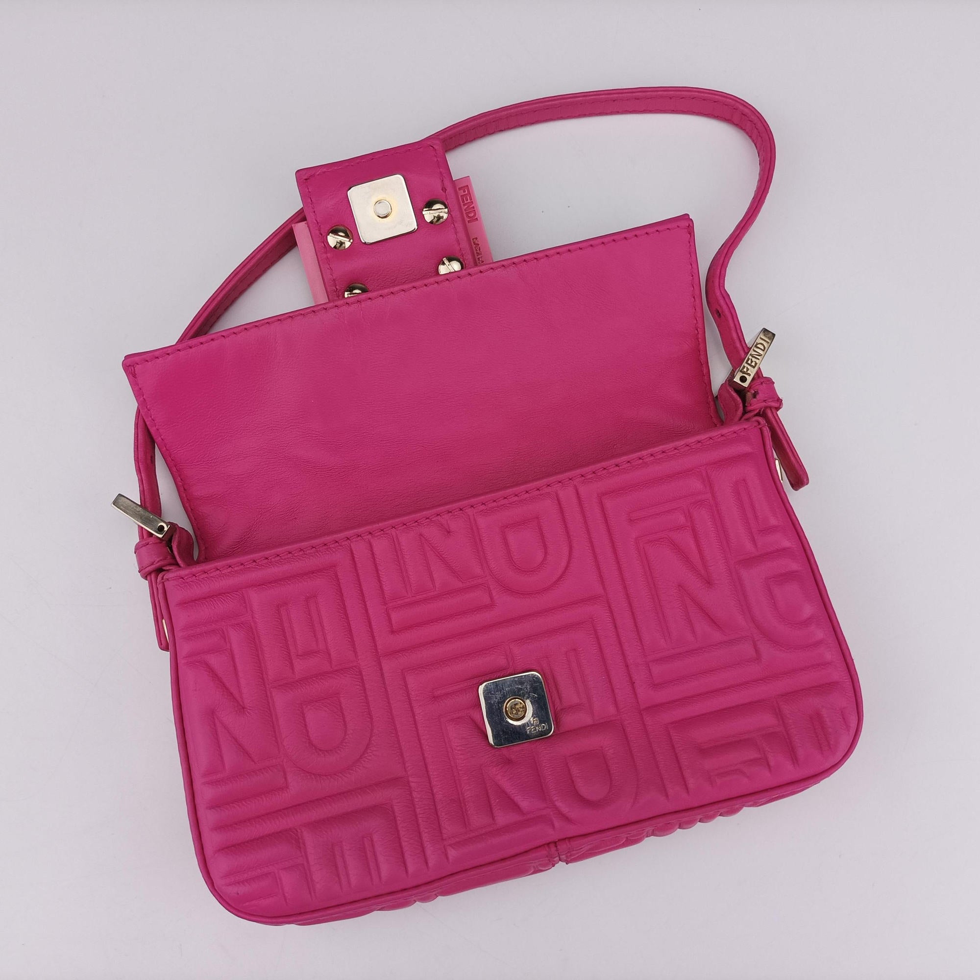 Pre-owned Fendi BAGUETTE Rose Leather 8BK060 shoulderbag | stylenewstar